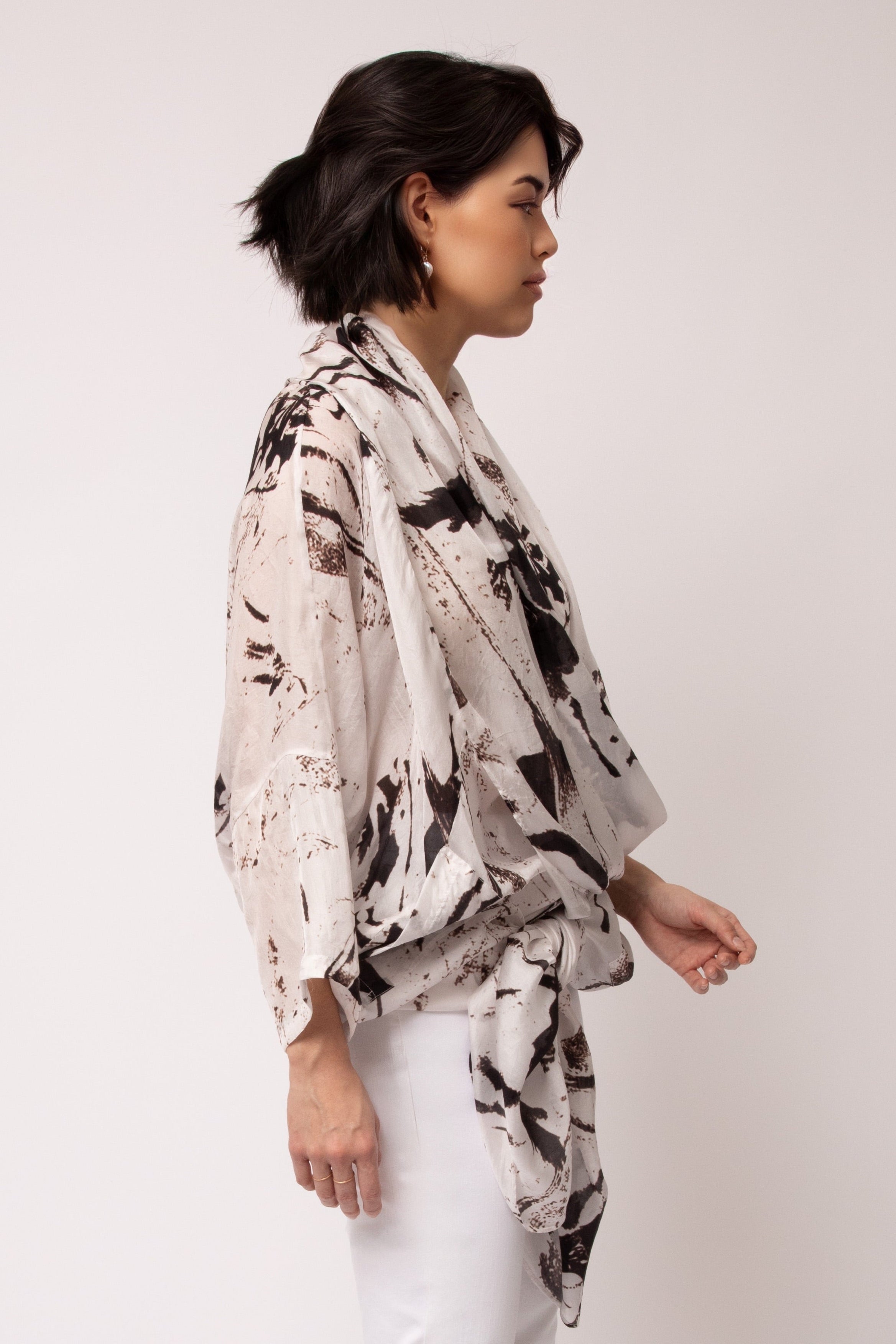 ATHENA CAPE WRAP IN SILK VOILE IN TRACE OF SPRING