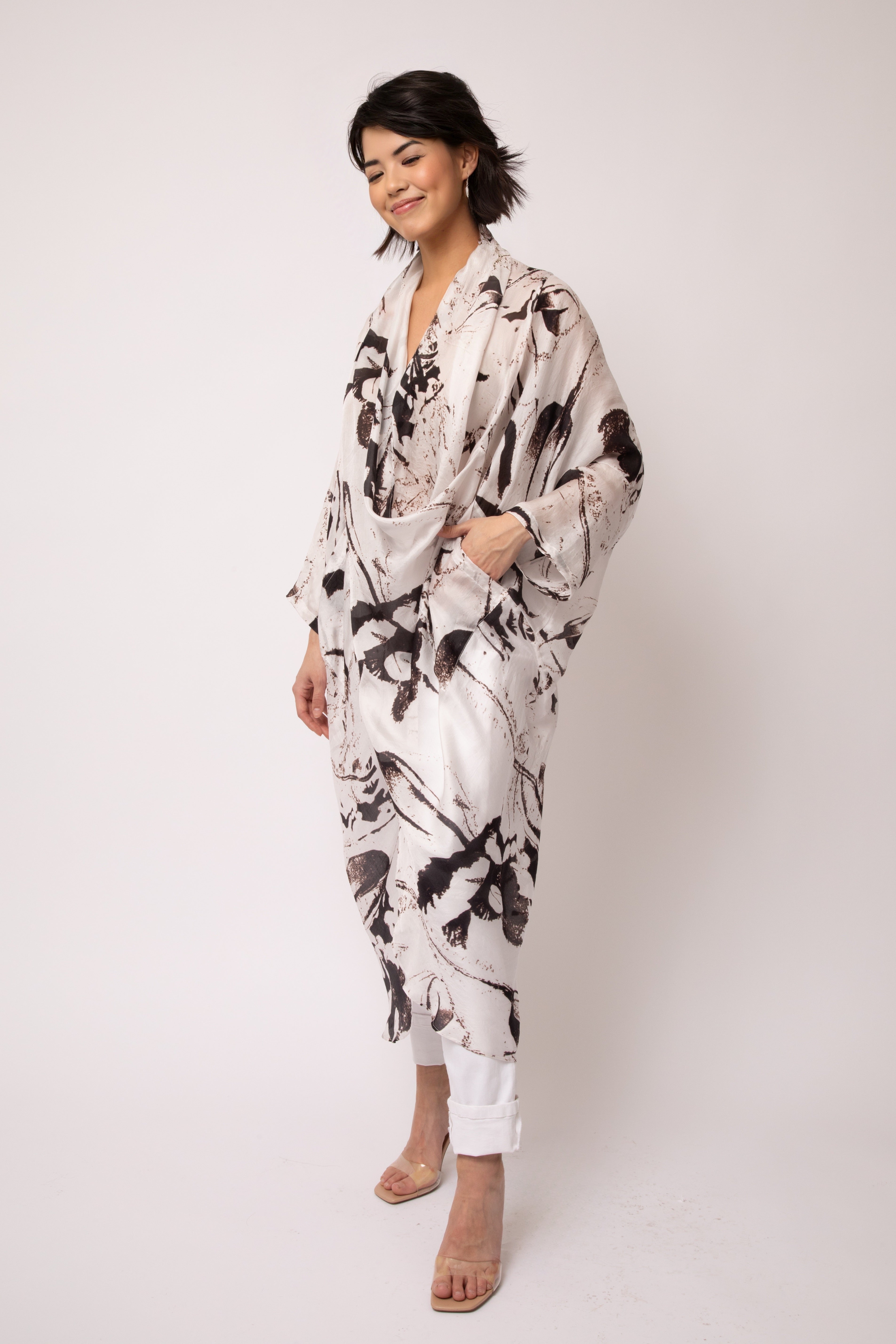 ATHENA CAPE WRAP IN SILK VOILE IN TRACE OF SPRING
