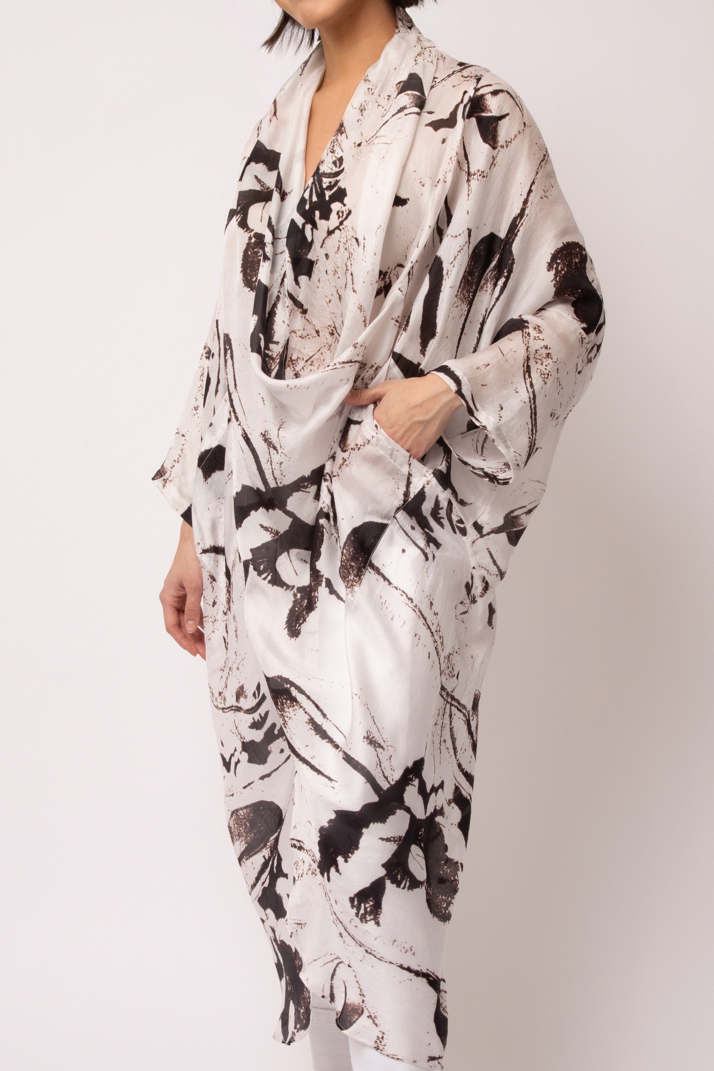 ATHENA CAPE WRAP IN SILK VOILE IN TRACE OF SPRING