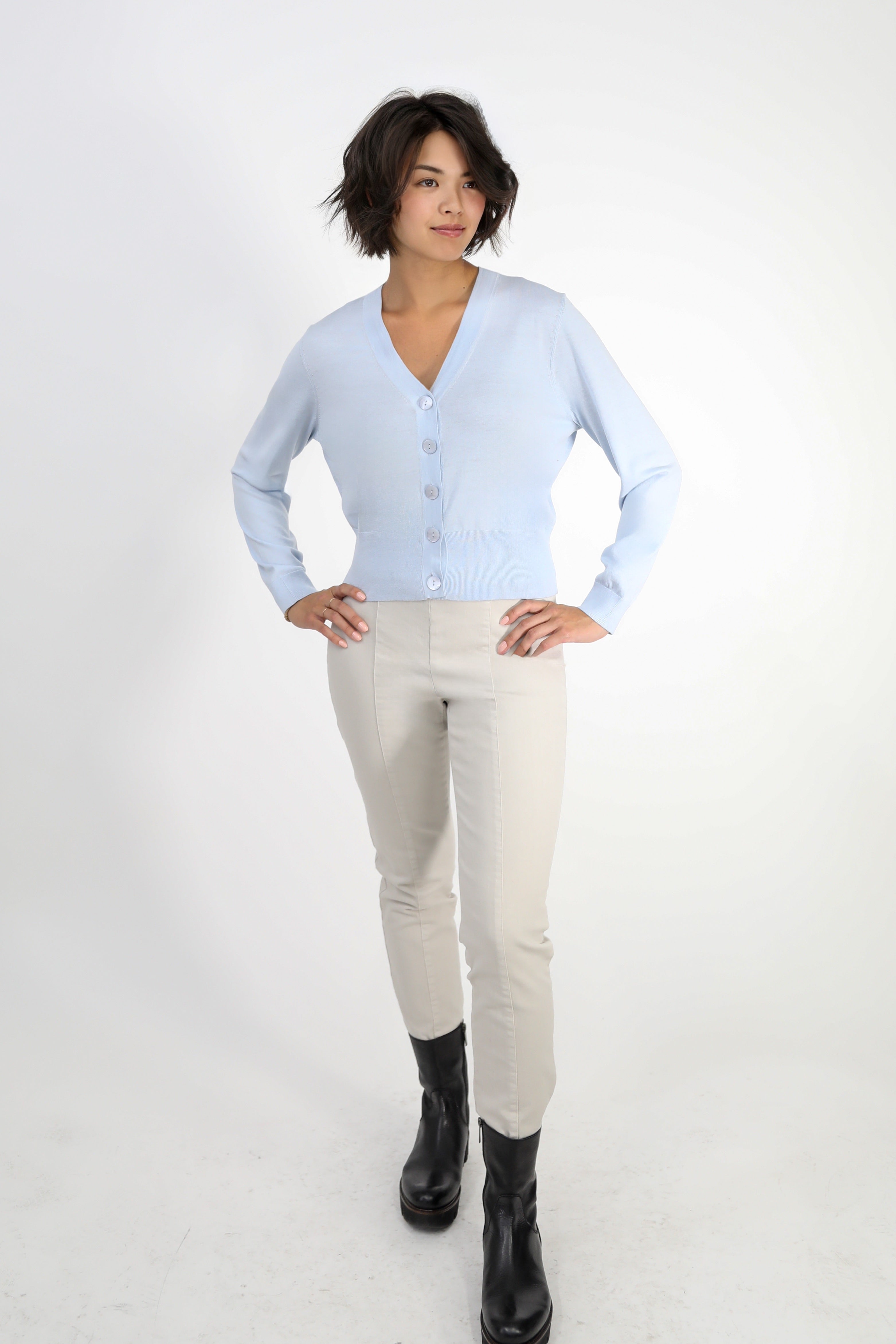 CALLI BUTTON CARDI FINE GAUGE ITALIAN SILK COTTON