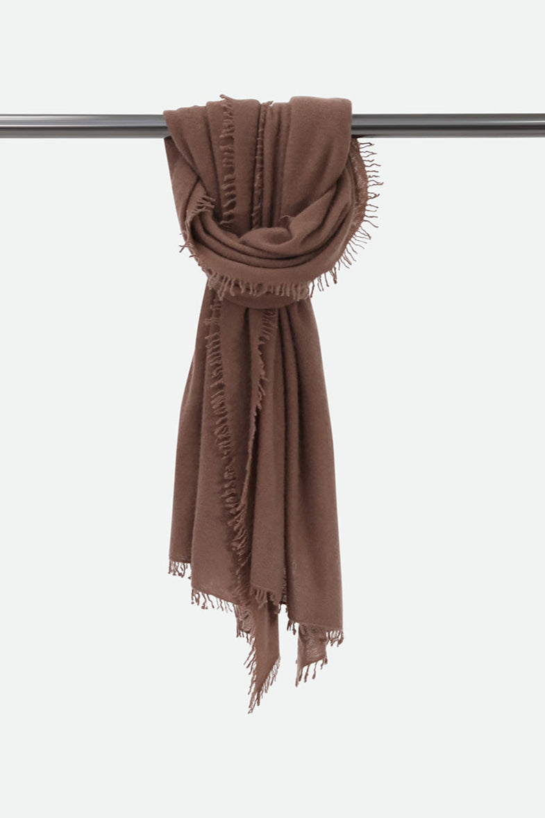 ÉLAN SCARF IN CASHMERE PECAN