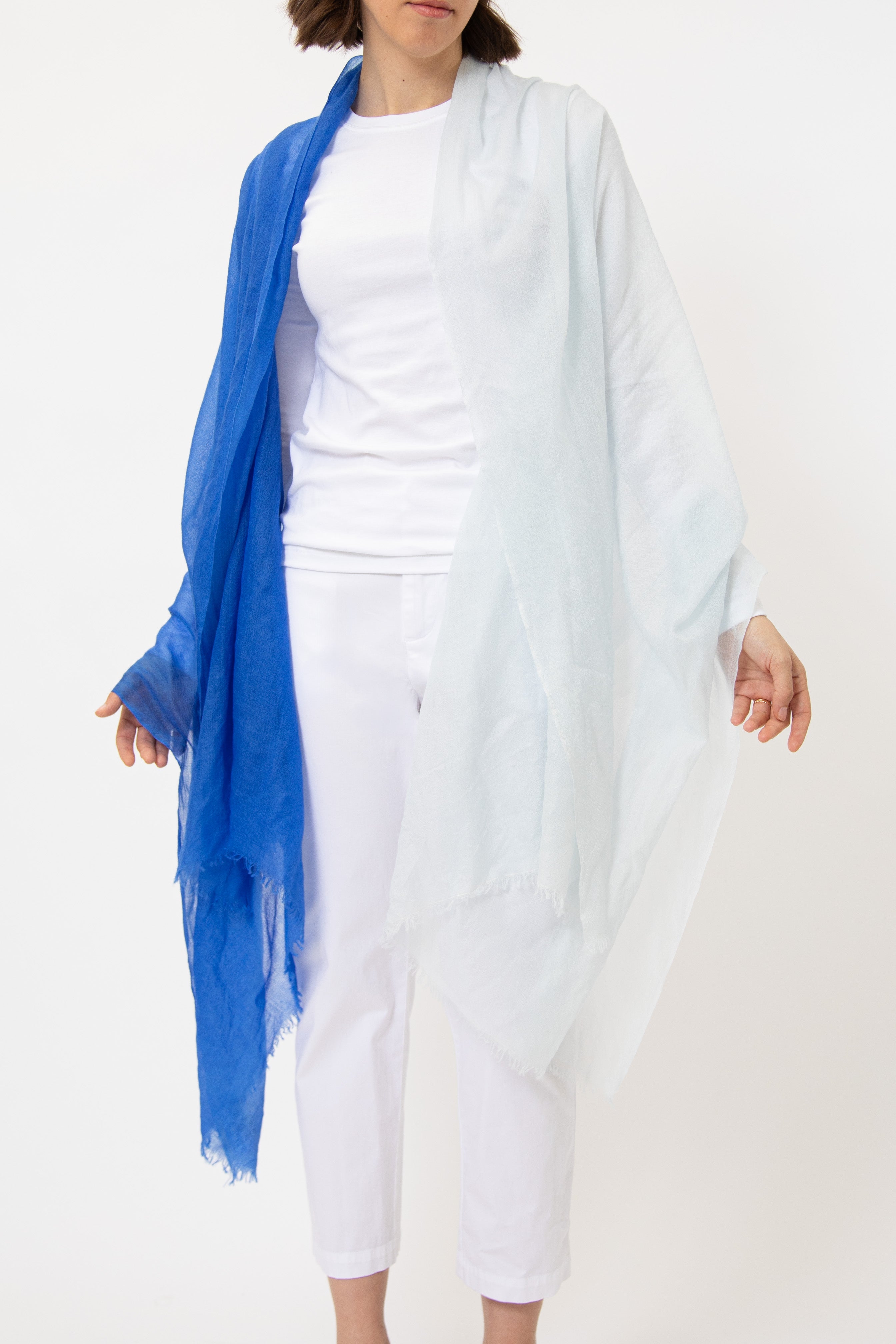 FRANCIA CIELO LIGHTWEIGHT SCARF IN HAND DYED CASHMERE