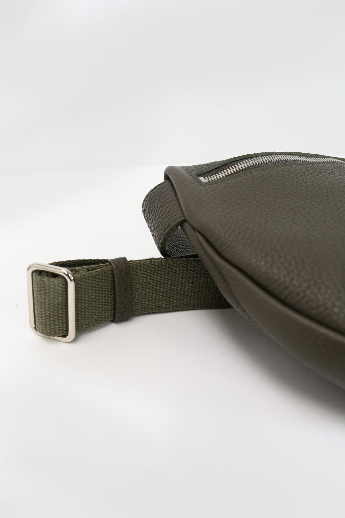 GEMMA CROSSBODY IN FRENCH CALFSKIN OLIVE