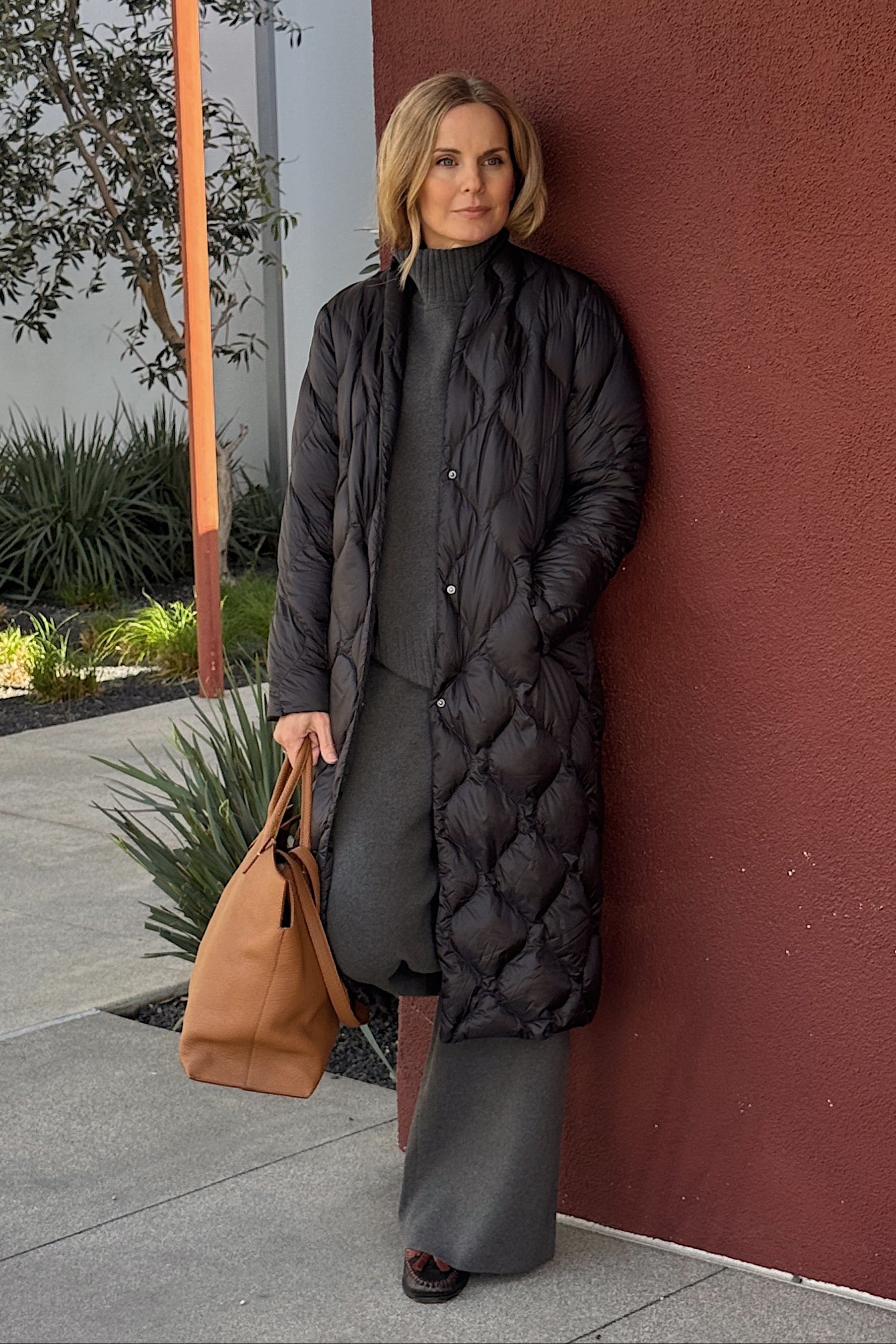 BRENTA COAT IN ULTRALIGHT GOOSE DOWN