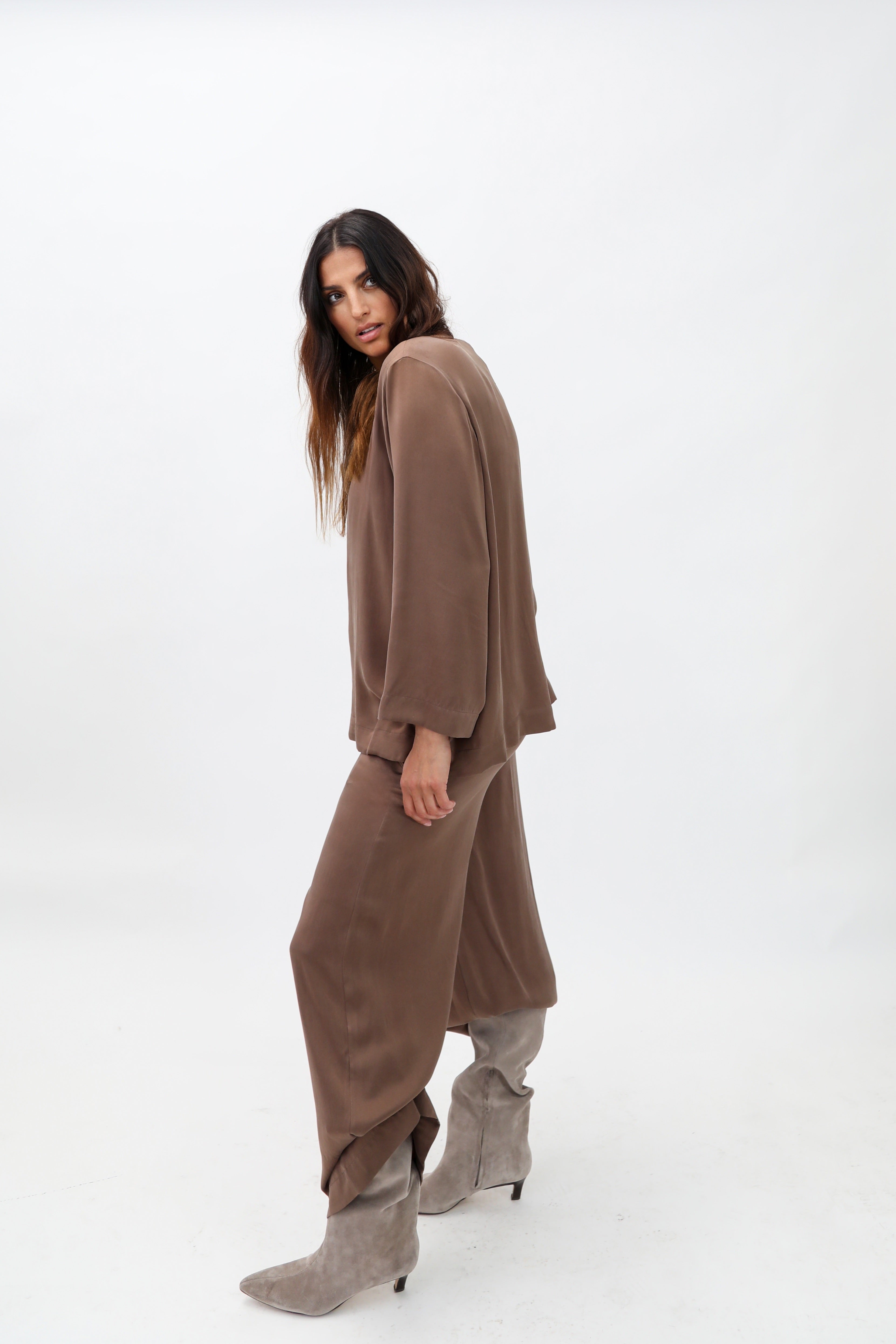 INES V-NECK TUNIC IN GARMENT DYED SILK CHARMEUSE