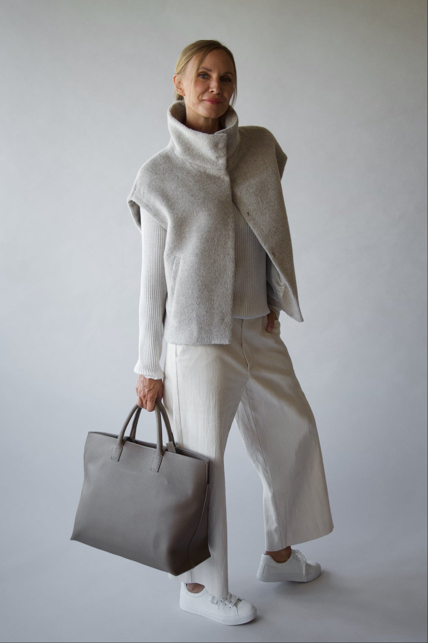 BOLZANO LARGE HANDBAG IN FRENCH CALFSKIN TAUPE