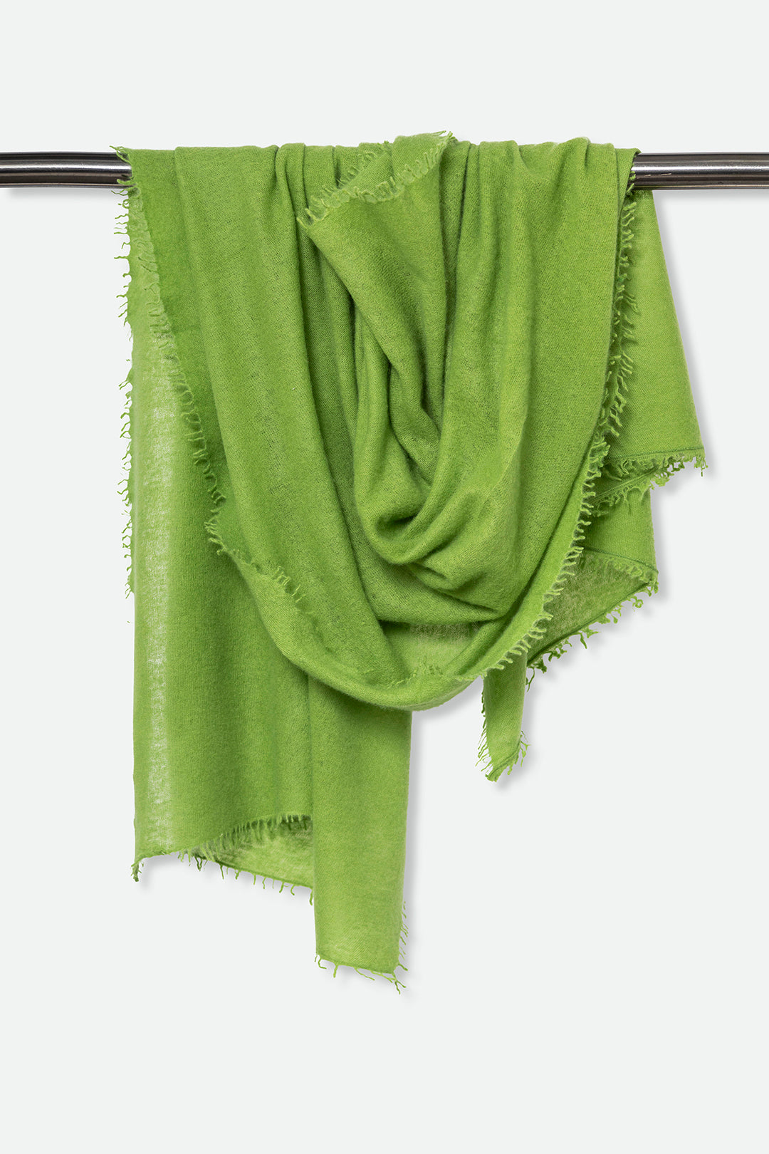 ÉLAN SCARF IN CASHMERE LIME
