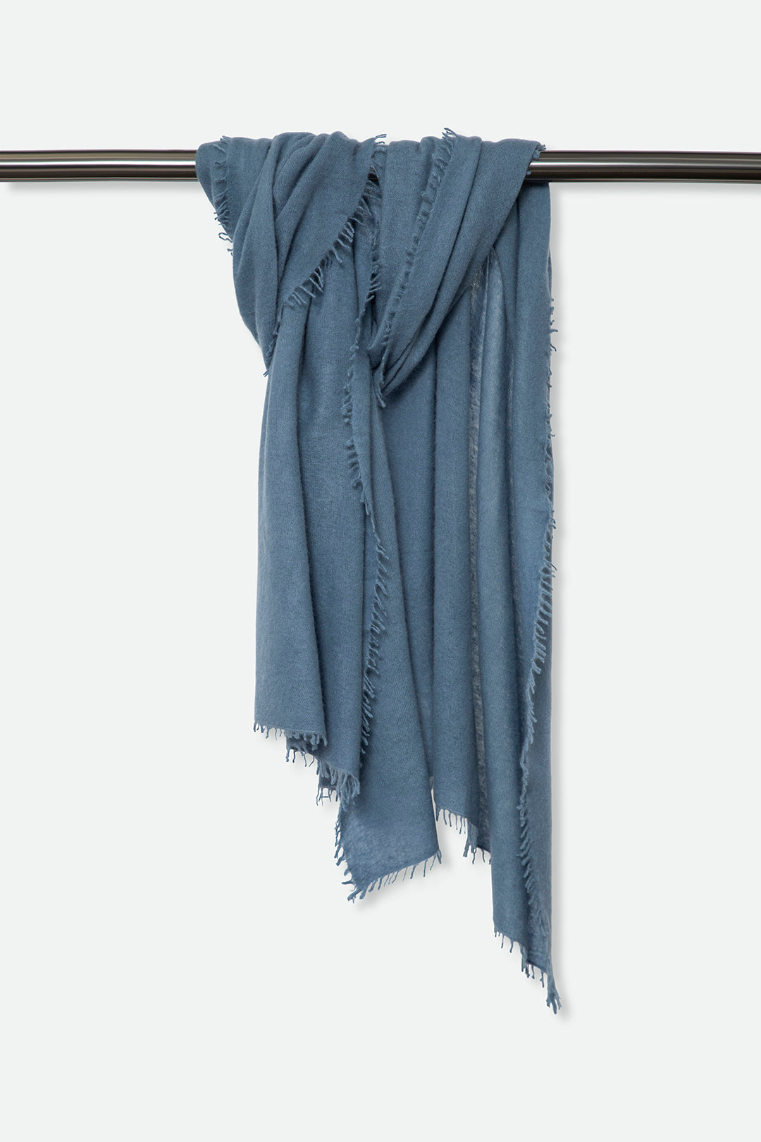 ÉLAN SCARF IN CASHMERE JEANS