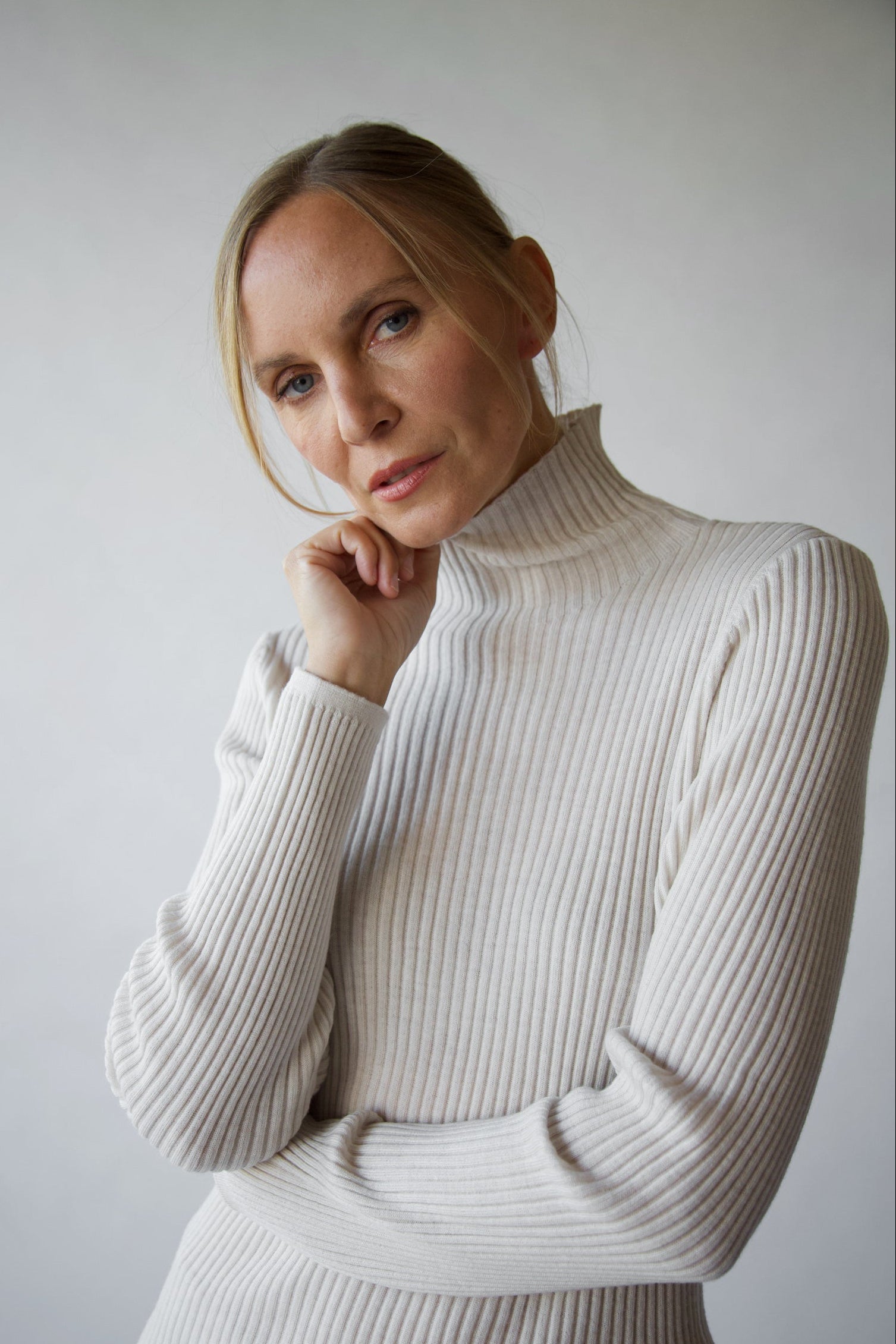 STRATO RIBBED TURTLENECK IN FINE MERINO