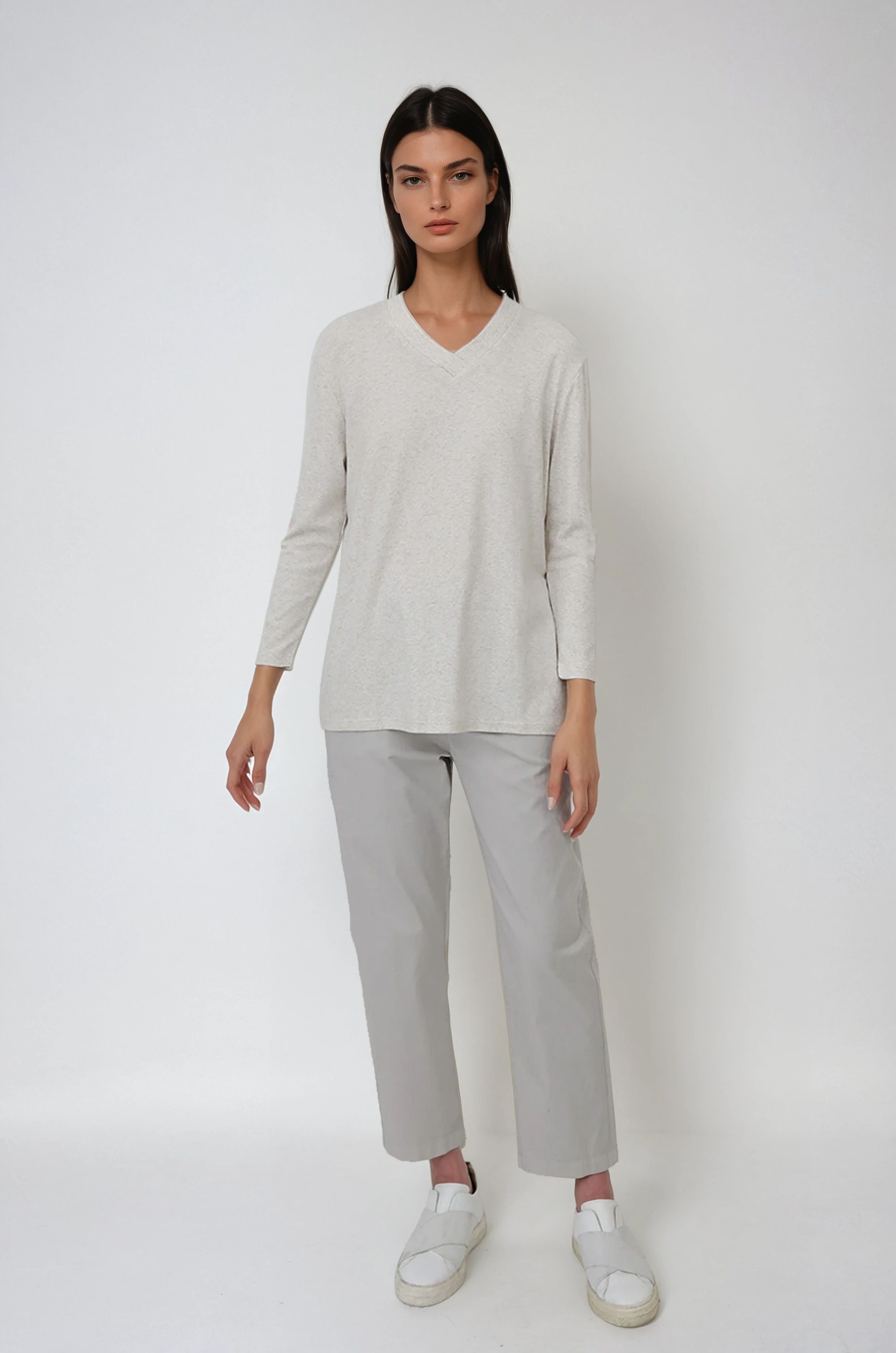 A LINE V NECK BRACELET SLEEVE IN HEATHERED PIMA STRETCH