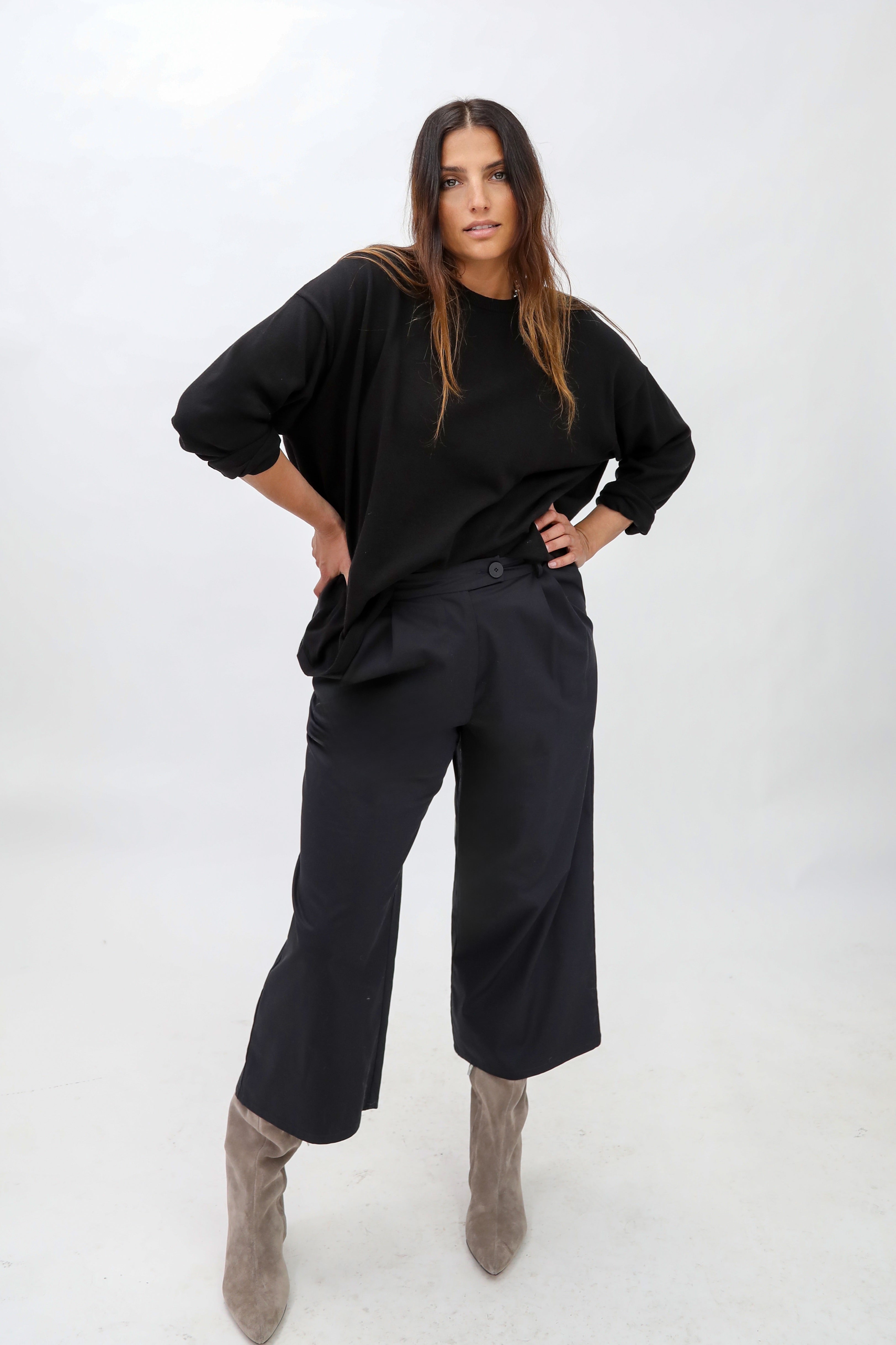 MARLOW OVERSIZED BOXY CREW IN 100% ITALIAN COTTON