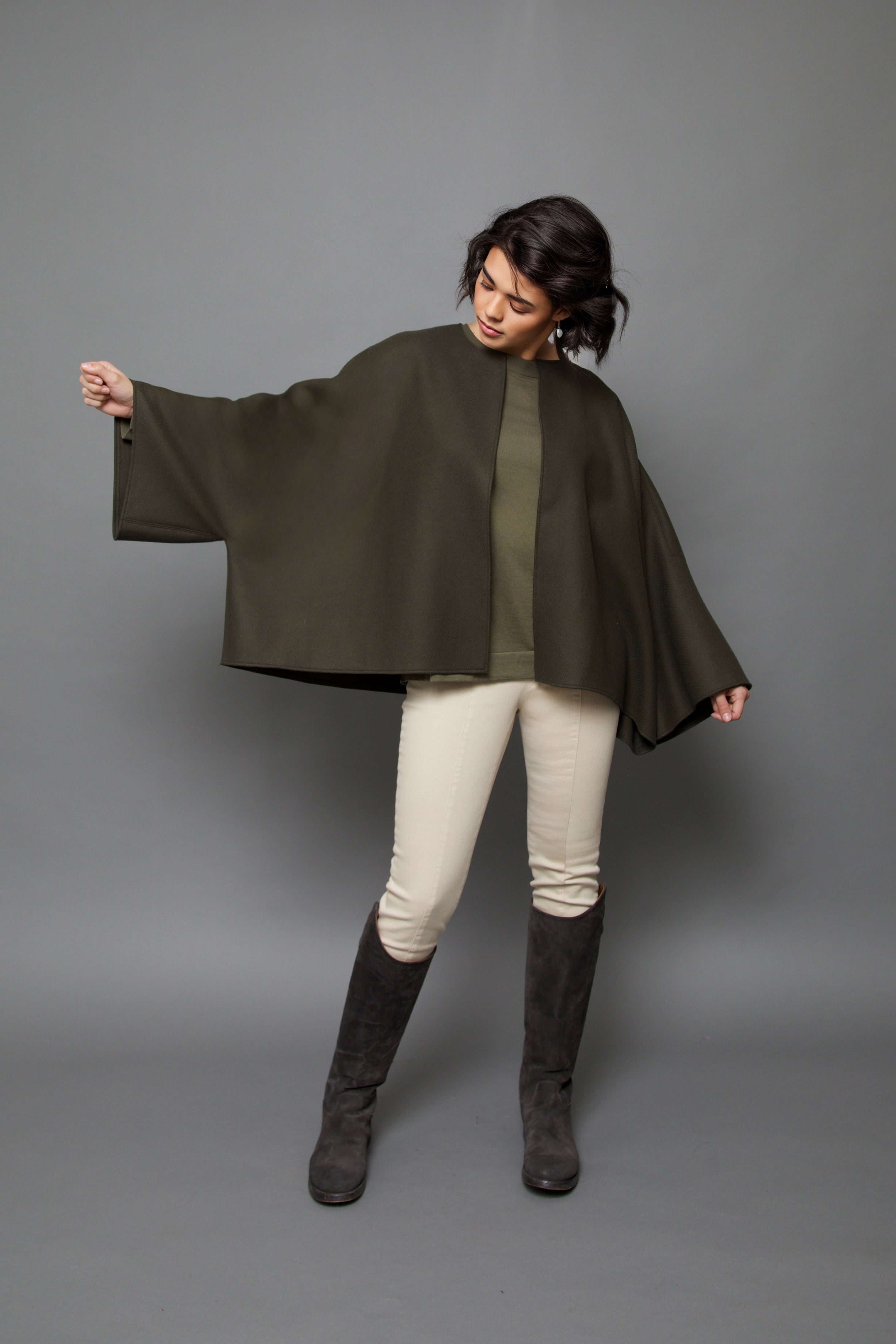 PELLERYN JACKET IN ITALIAN WOOL IN MILITARY GREEN