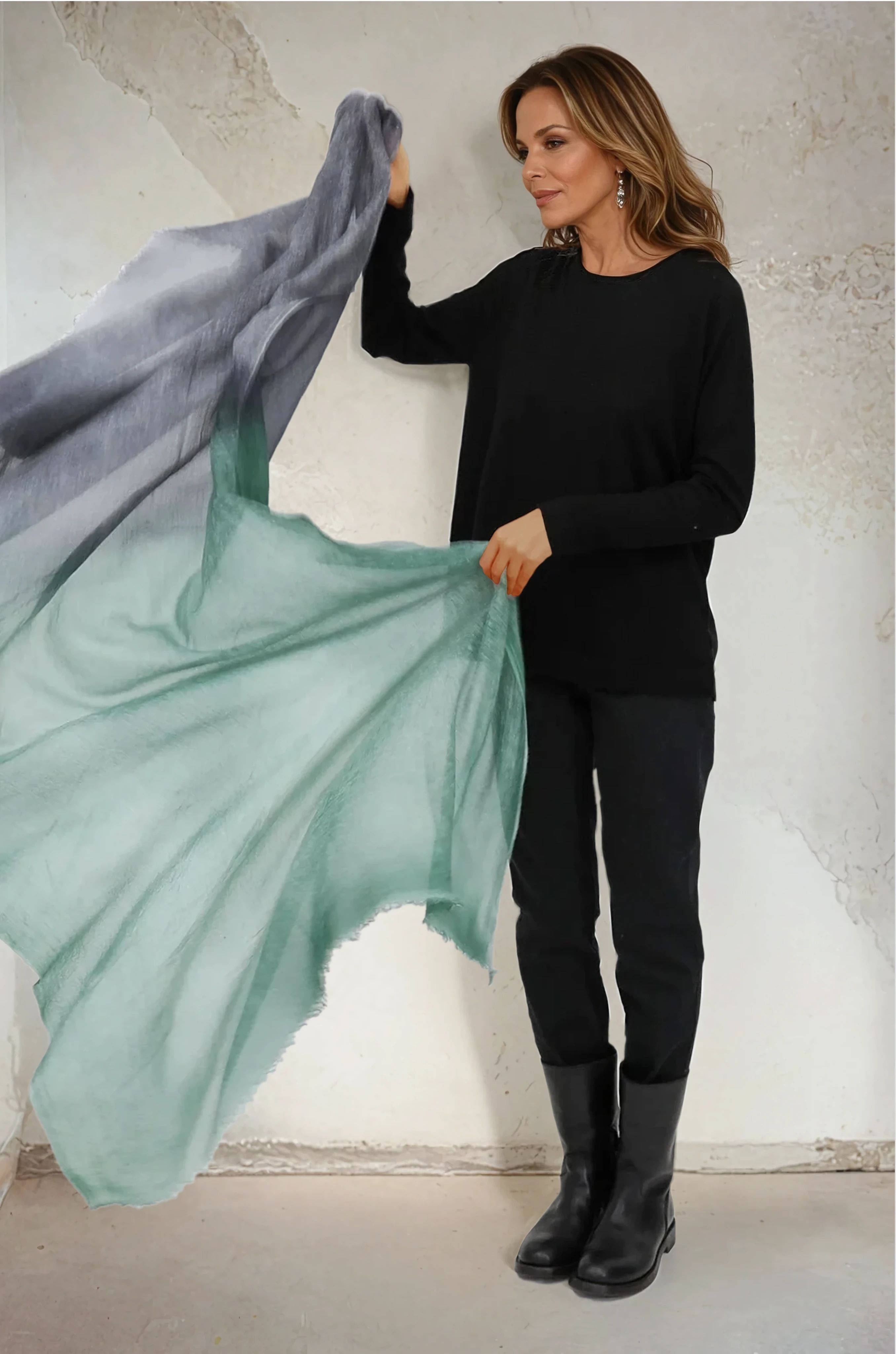 ROCHELLE TUNIC CREW IN FINE ITALIAN MERINO