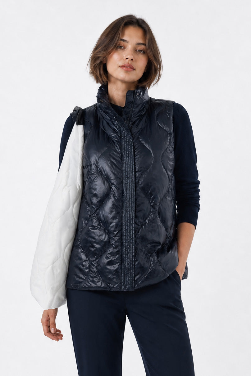 THE GALLERY TOTE QUILTED WITH LEATHER DETAIL