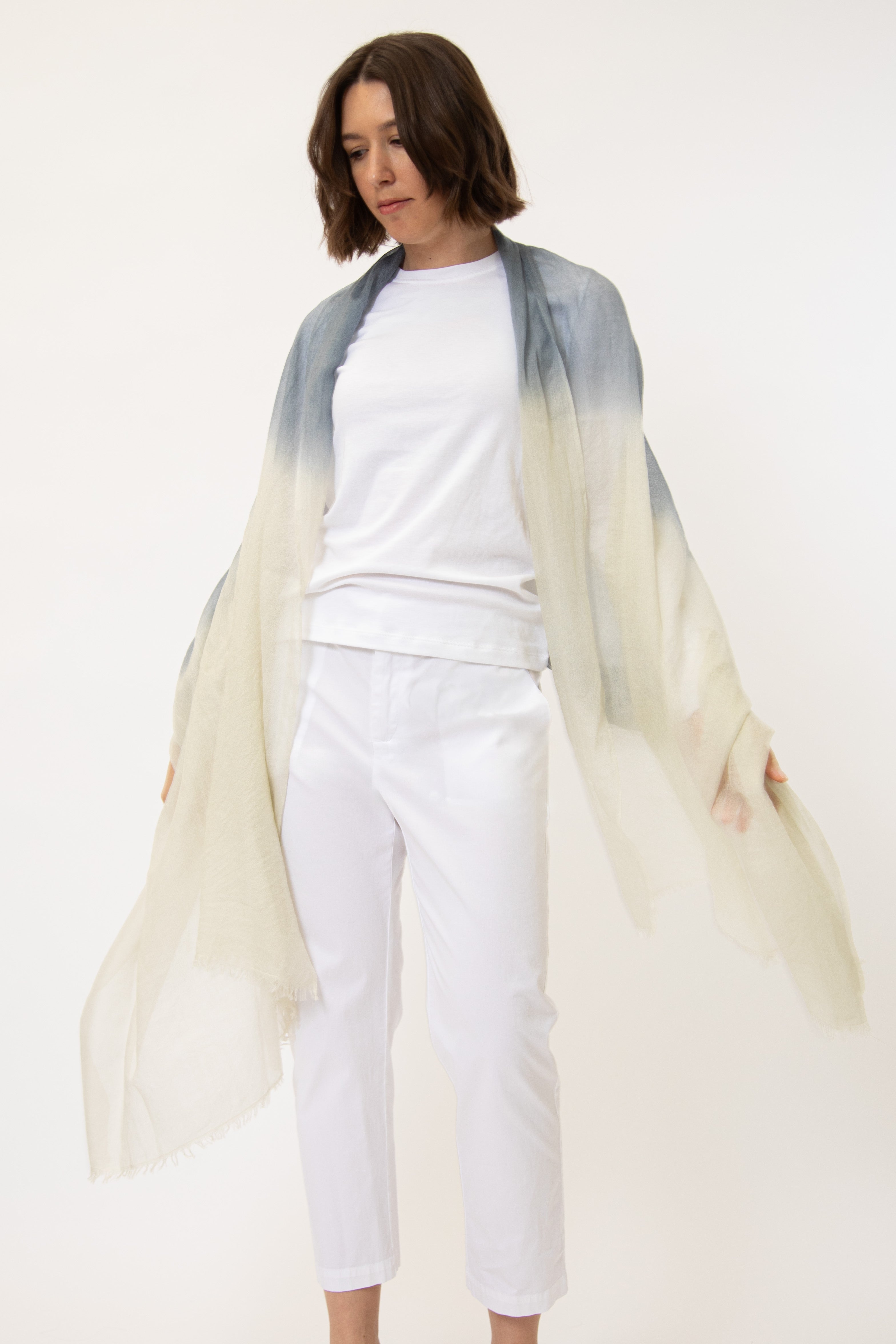 SLATE OYSTER SHELL LIGHTWEIGHT SCARF IN HAND DYED CASHMERE