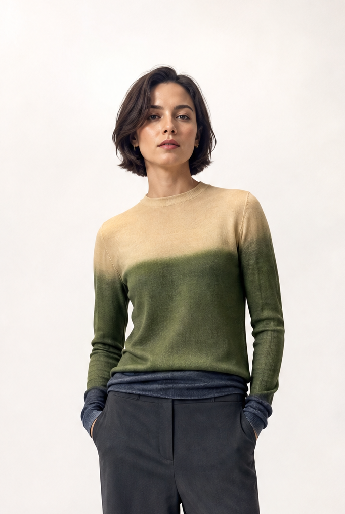 SOREN CREW IN HAND DYED CASHMERE IN WHEAT & ARMY GREEN