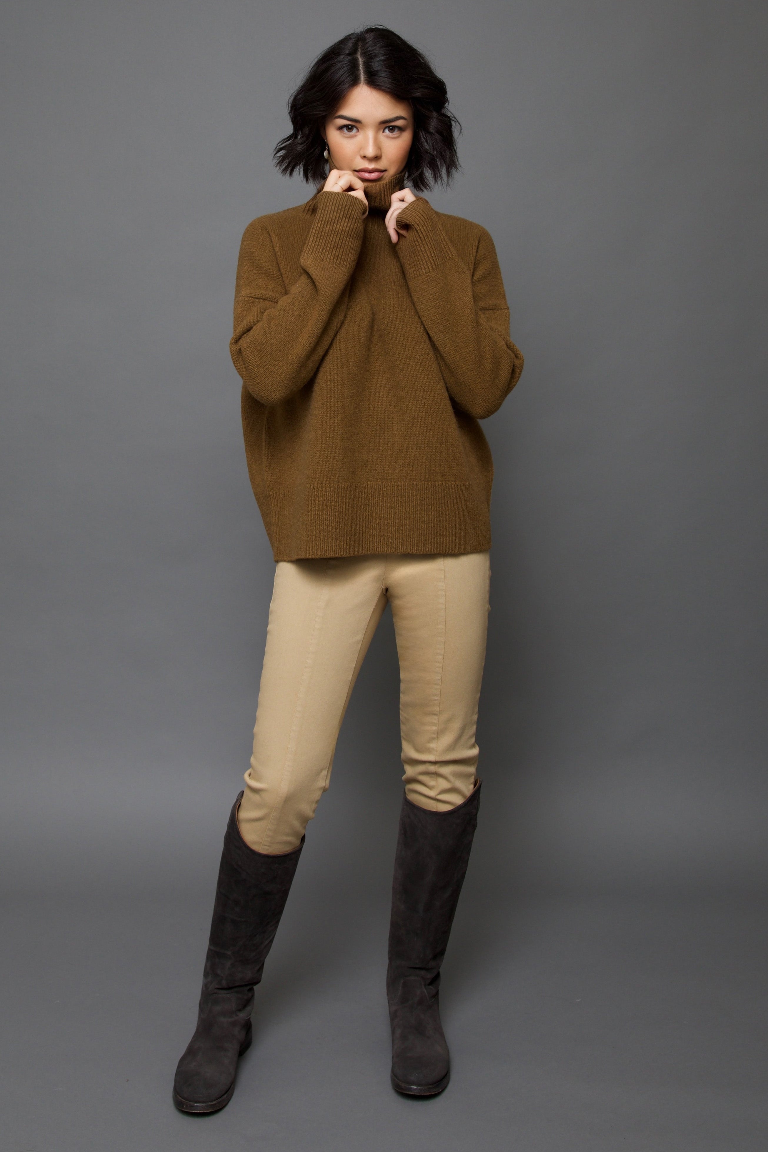 THEIA TURTLENECK IN CASHMERE YAK & MERINO