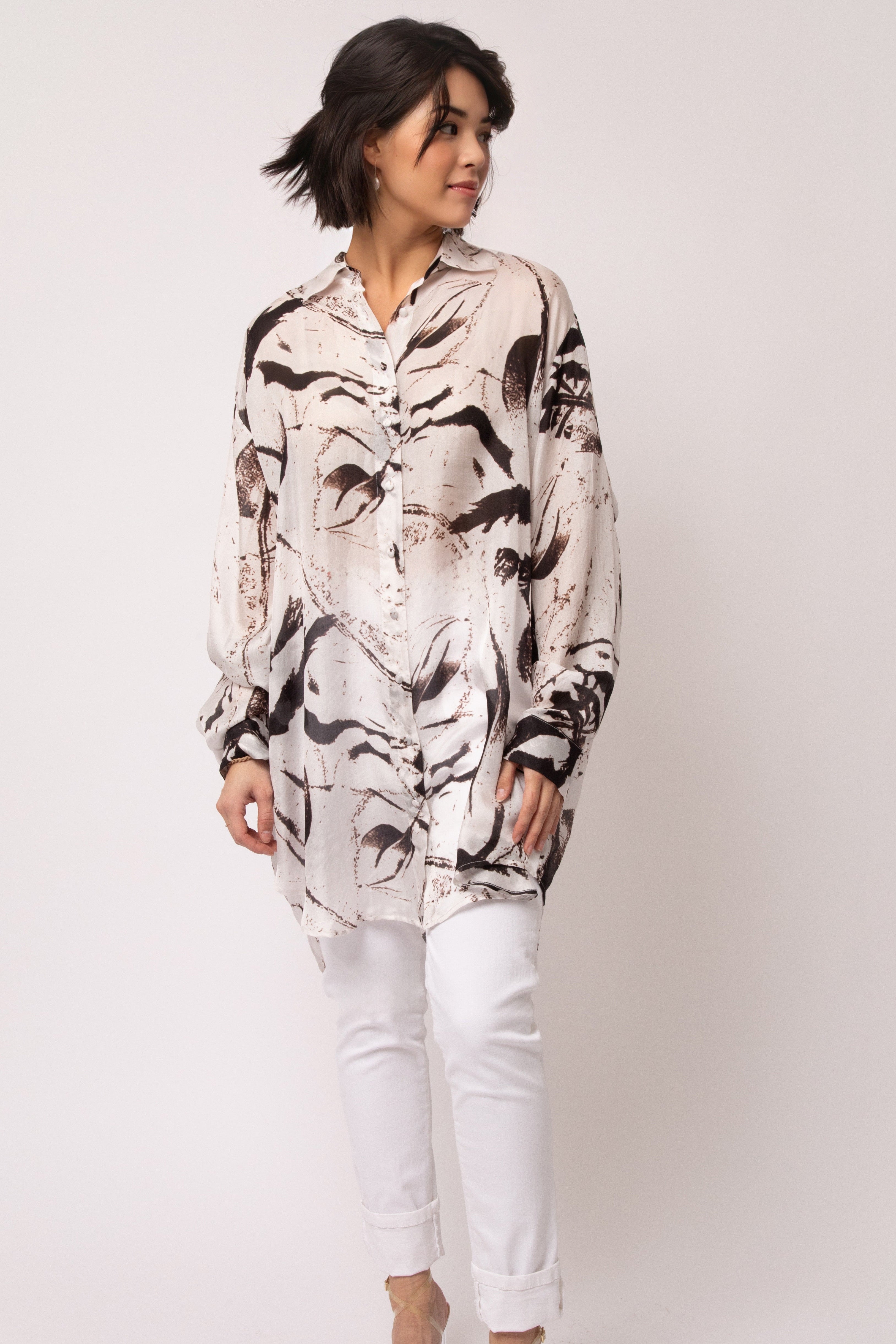 ZURI ONE-SIZE TUNIC IN ITALIAN SILK TRACE OF SPRING