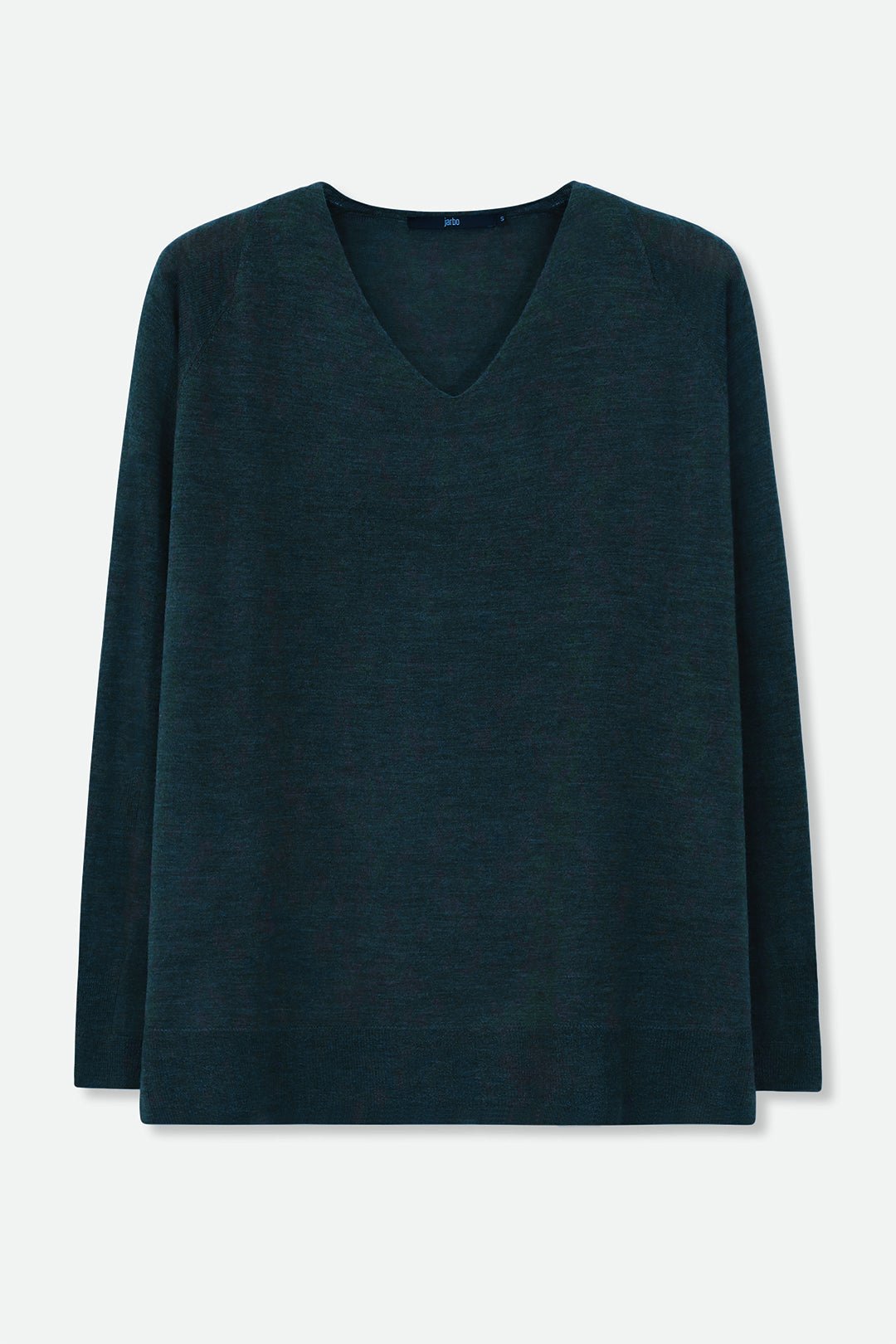 AVERY AMICO BOYFRIEND V NECK IN FINE ITALIAN MERINO - Jarbo