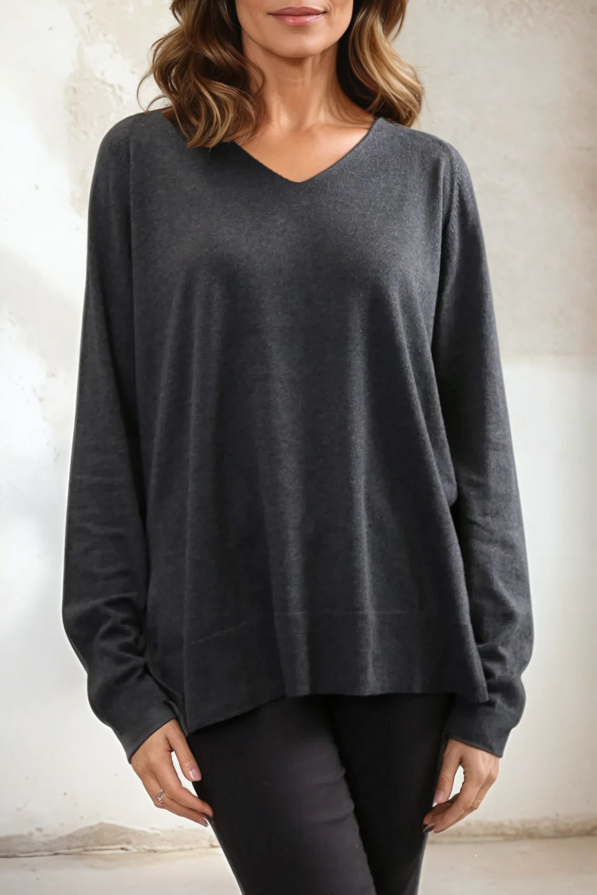 AVERY V NECK TUNIC IN DOUBLE KNIT PIMA COTTON - Jarbo