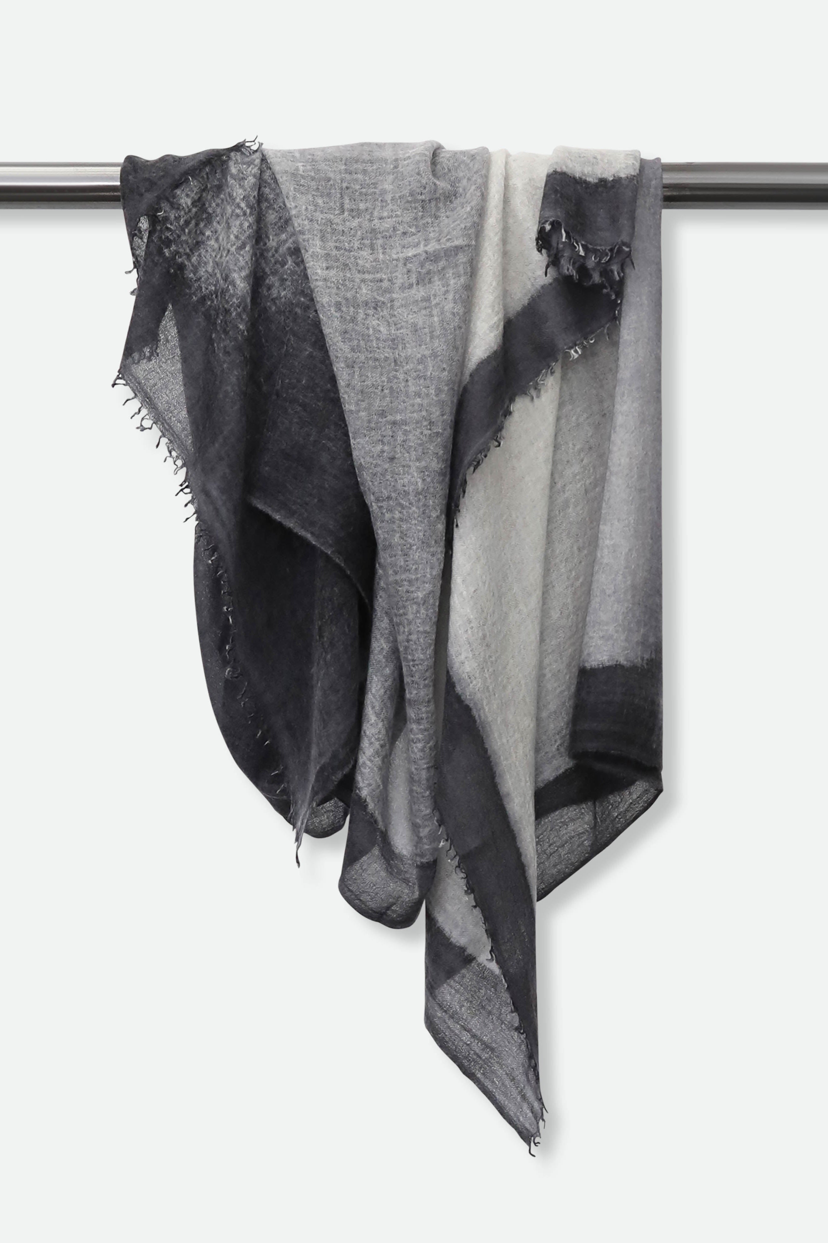 CHARCOAL SCARF IN HAND DYED CASHMERE - Jarbo