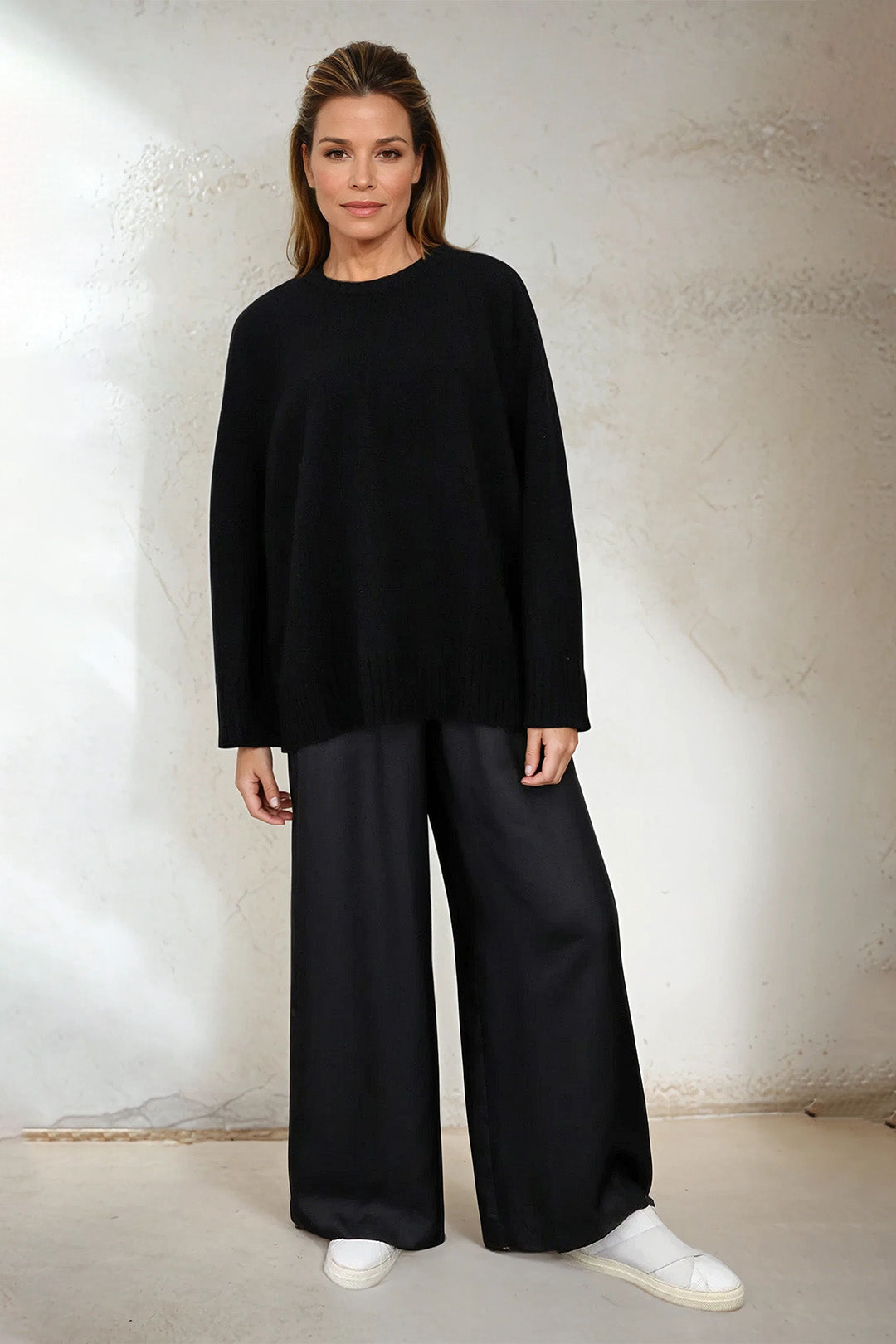 COLETTE CREWNECK SWEATER IN CASHMERE MERINO 4 PLY KNIT