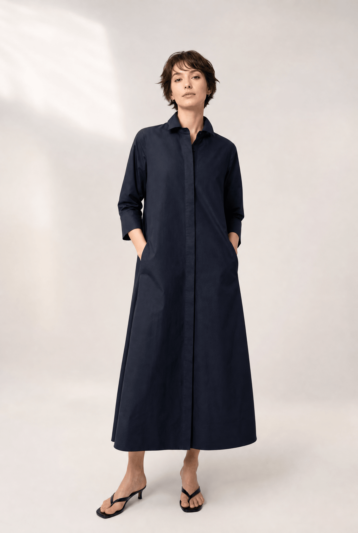 DAXTON DRESS IN ITALIAN FINE STRETCH COTTON - Jarbo