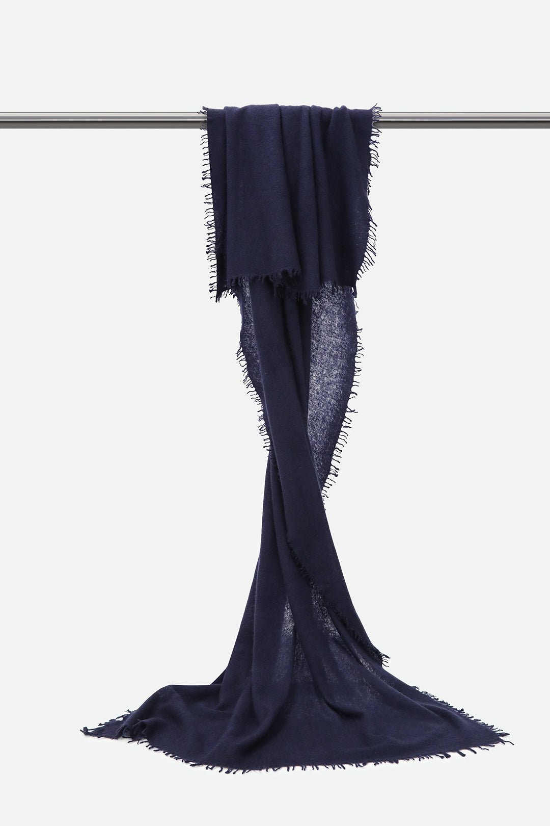 ÉLAN SCARF IN CASHMERE DARK NAVY - Jarbo