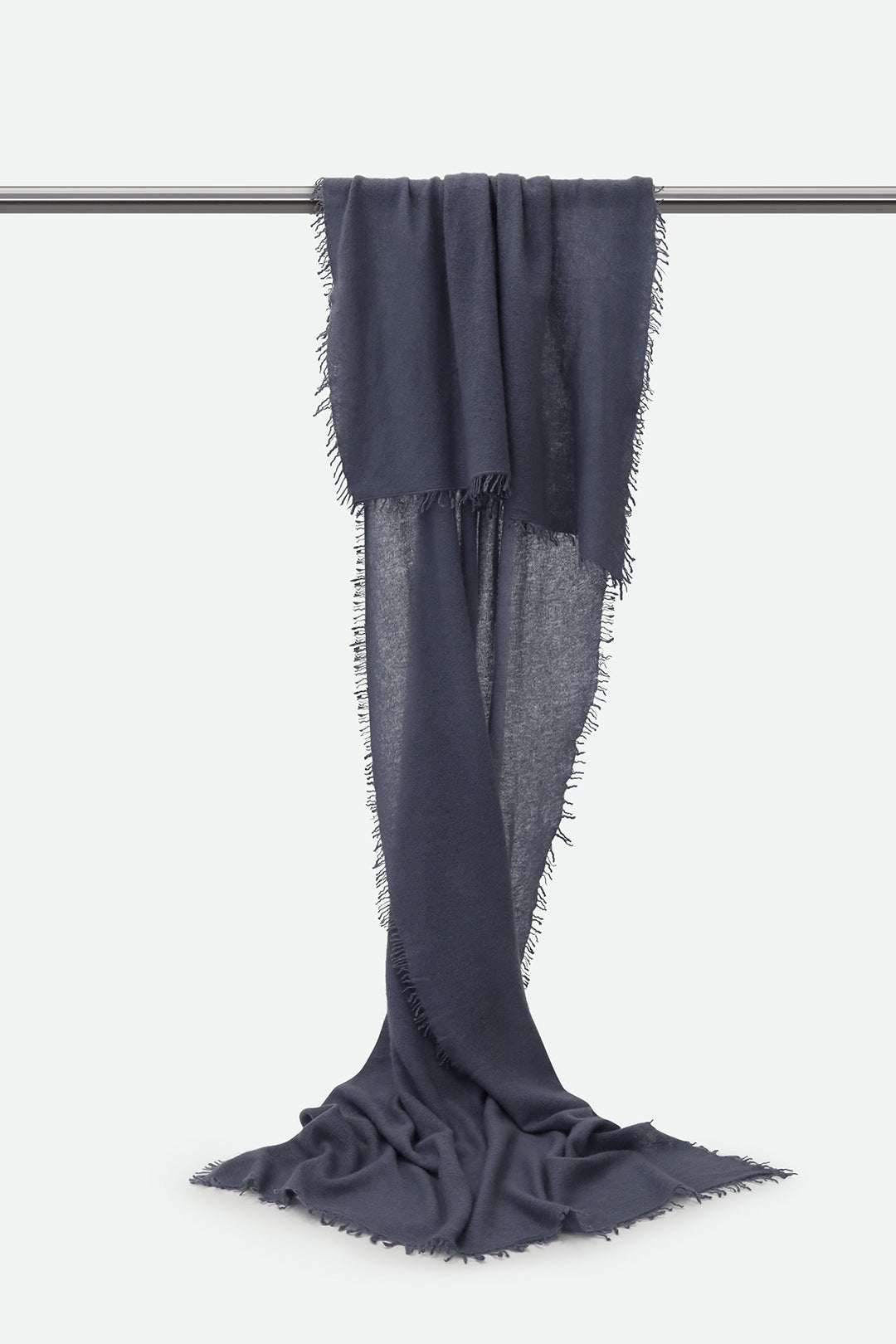 ÉLAN SCARF IN CASHMERE SLATE GREY - Jarbo