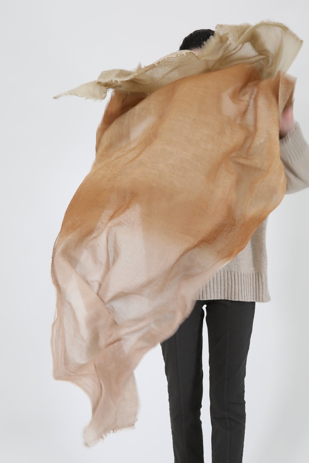 ISCHIA & HAZELNUT SCARF IN HAND DYED CASHMERE - Jarbo