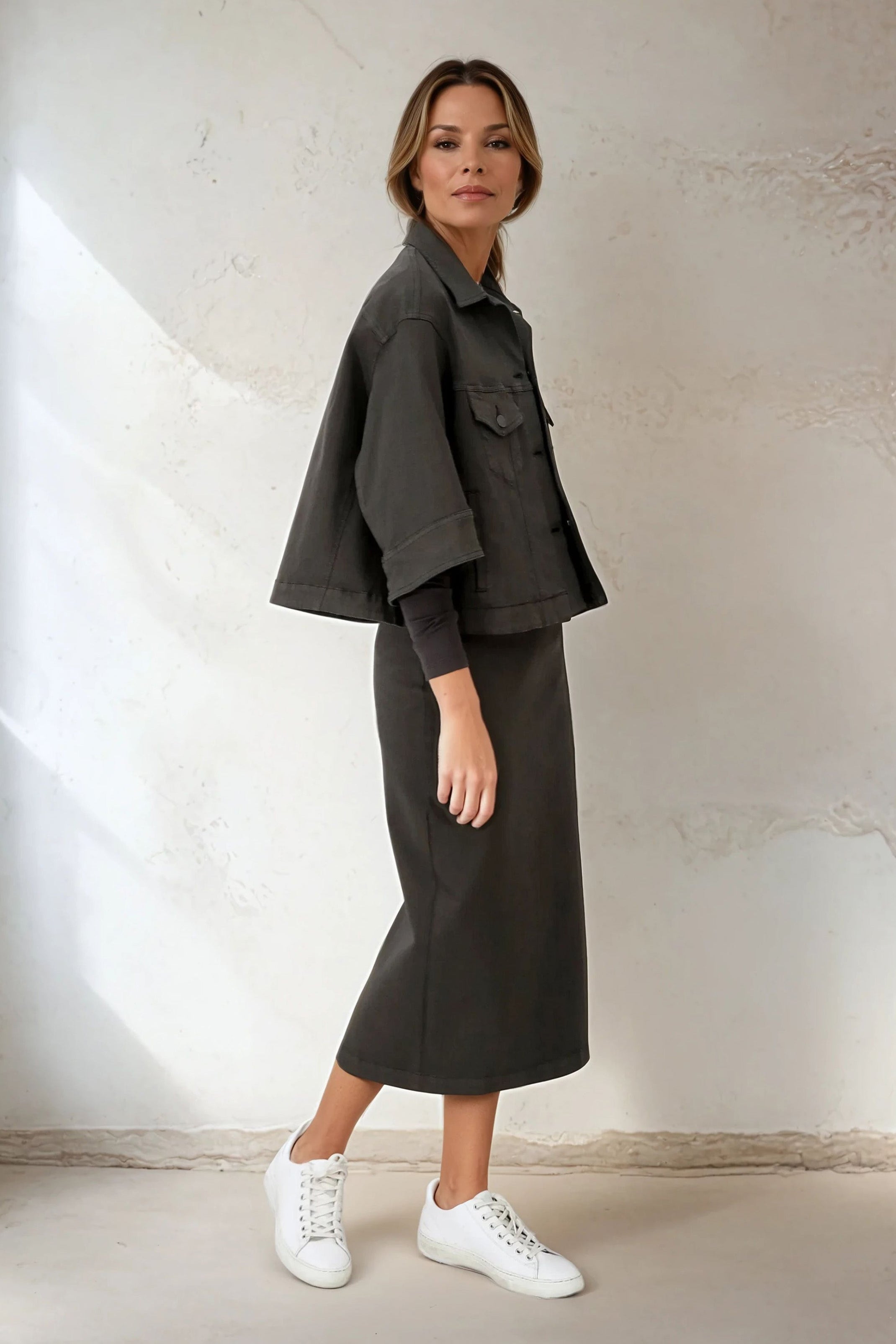 LAUREN SKIRT IN GARMENT - DYED ITALIAN STRETCH DENIM - Jarbo