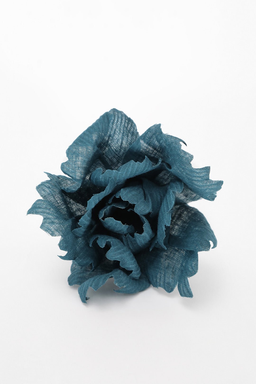 LOTUS FLOWER PIN AND CLIP IN HANDCRAFTED ITALIAN LINEN - Jarbo