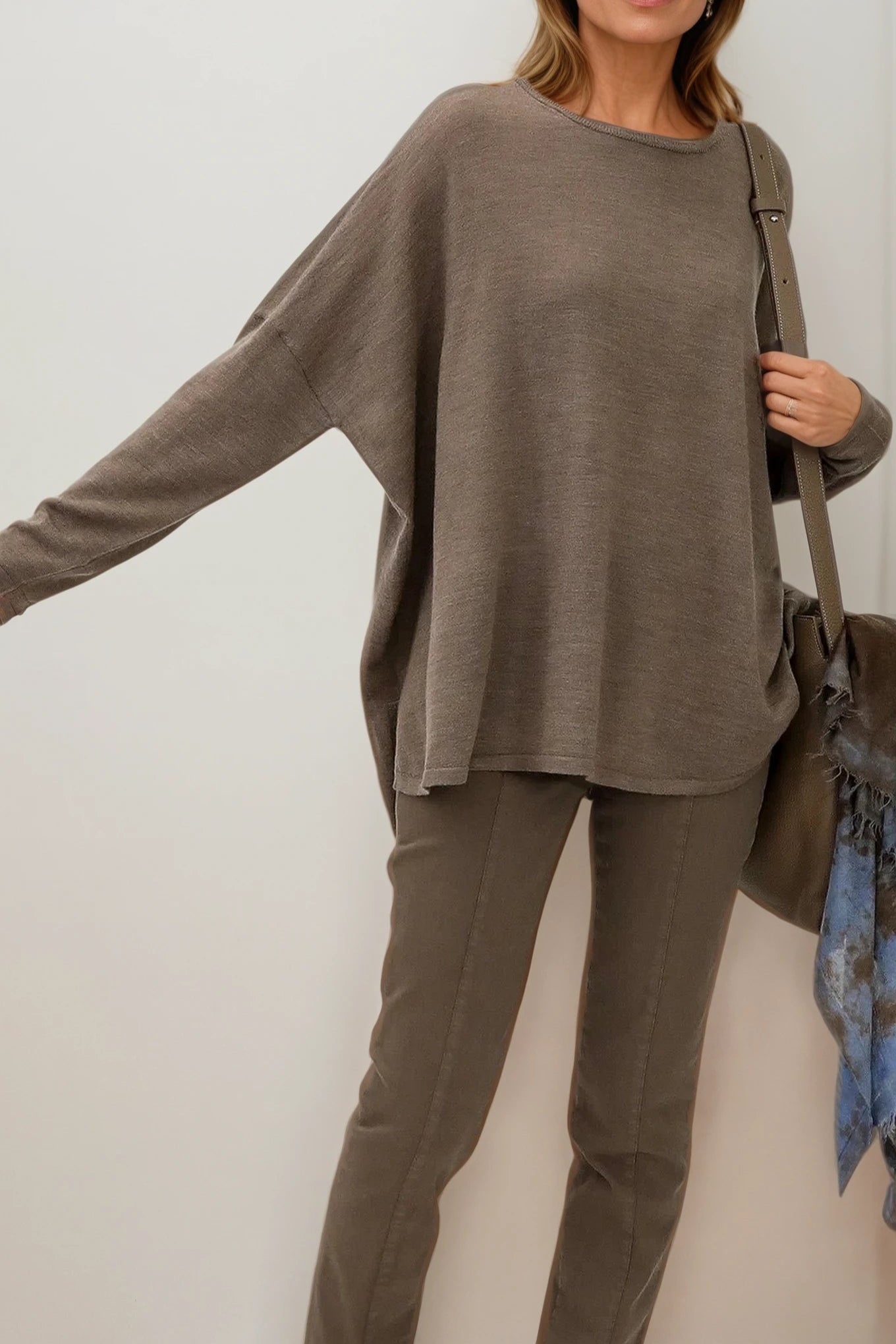 MATTEO OVERSIZED LONG SLEEVE CREW IN FINE ITALIAN MERINO - Jarbo