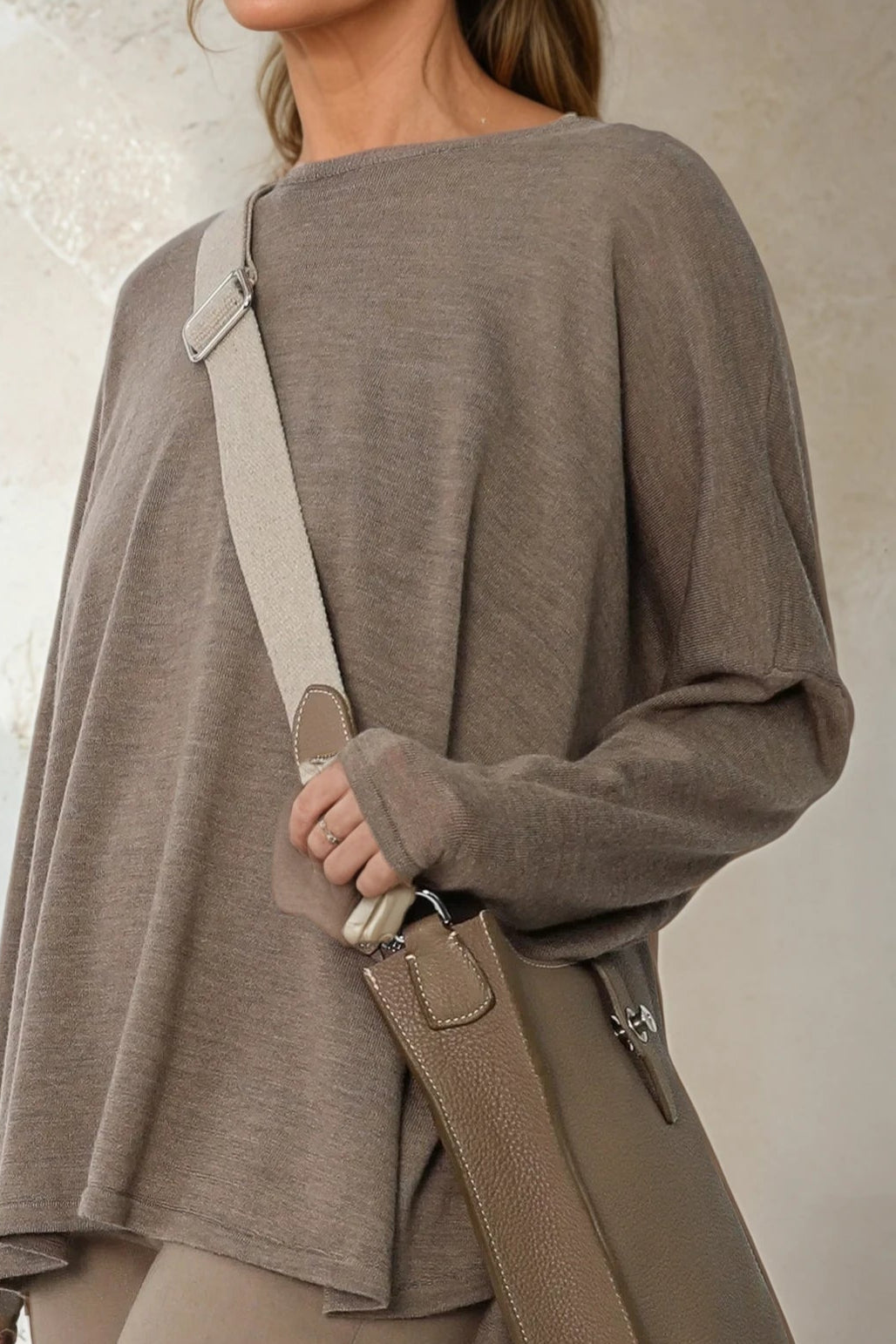 MATTEO OVERSIZED LONG SLEEVE CREW IN FINE ITALIAN MERINO - Jarbo