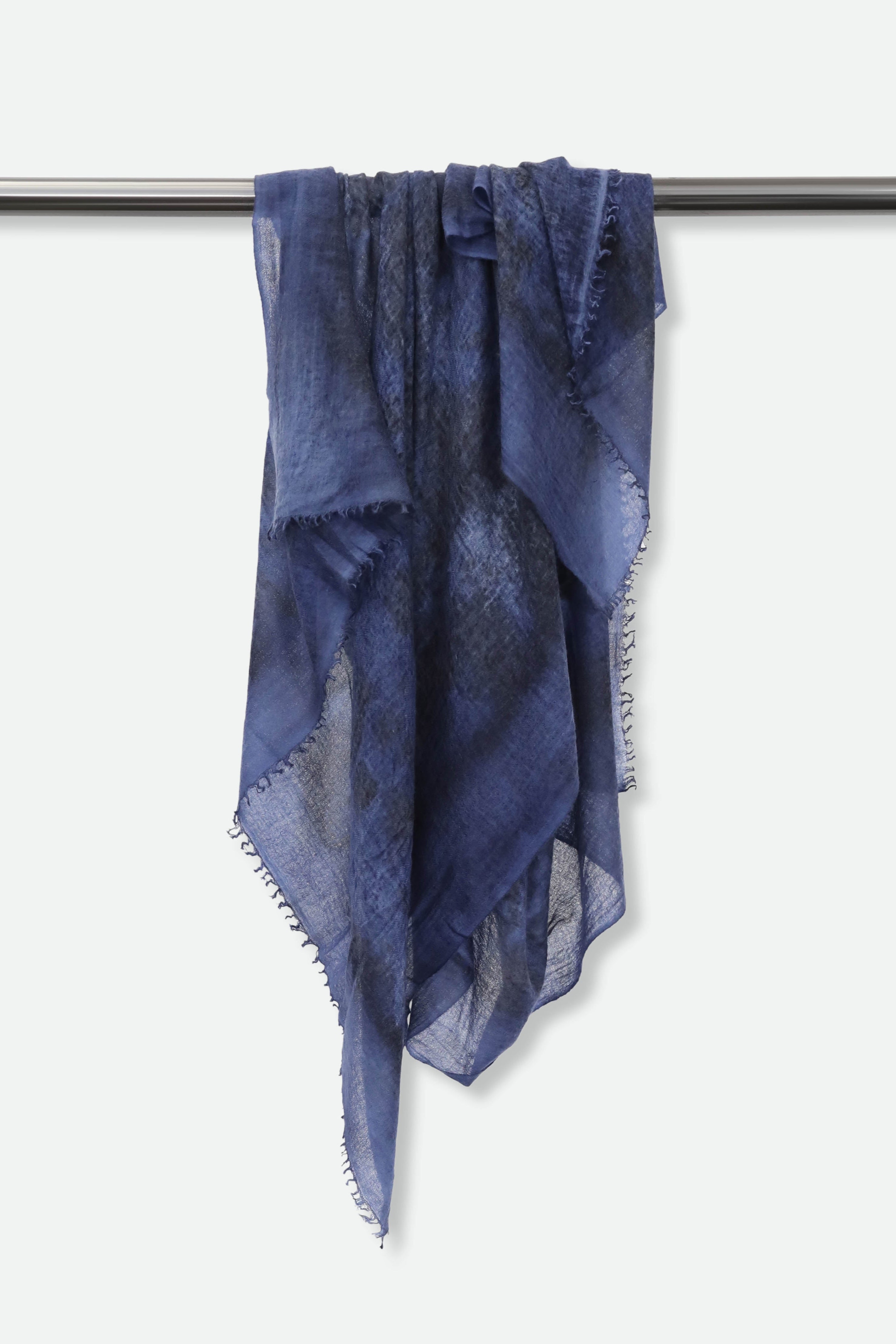 MIDNIGHT NAVY SCARF IN HAND DYED CASHMERE - Jarbo