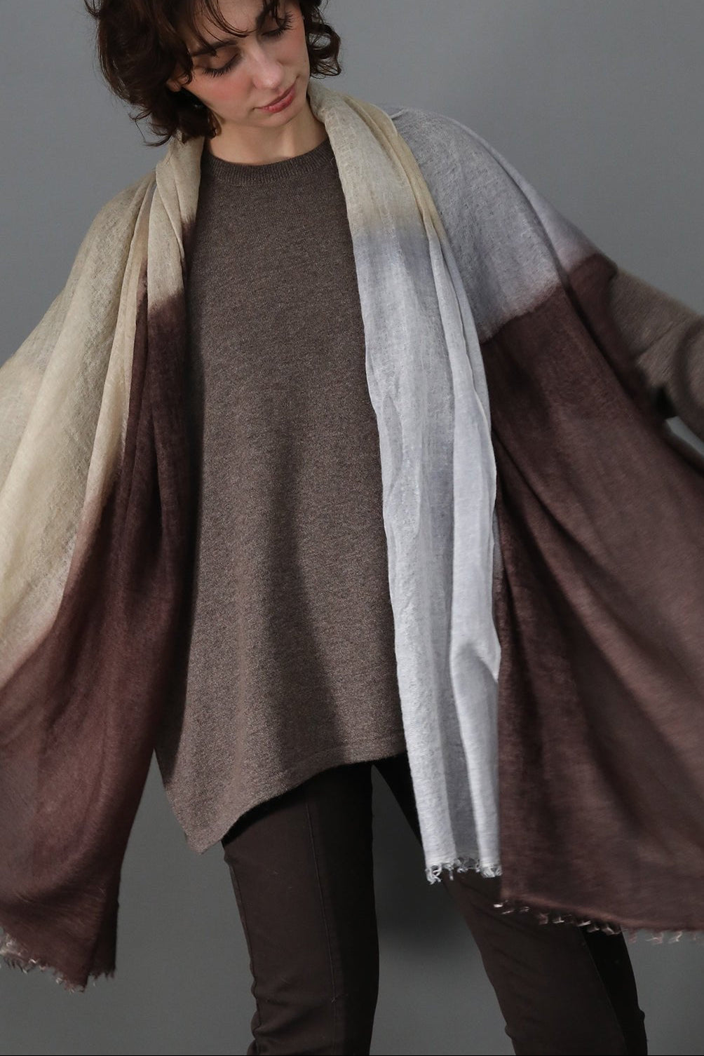 NATURAL GOLD SCARF IN HAND DYED CASHMERE - Jarbo