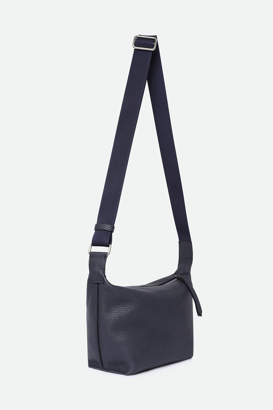 RAVELLO ITALIAN LEATHER HANDBAG IN NAVY - Jarbo