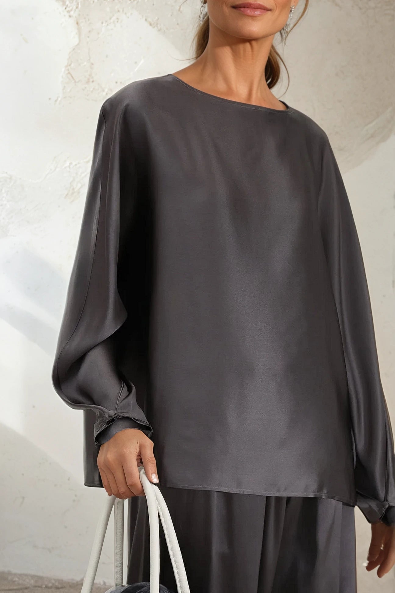 SARA WIDE ARM BLOUSE IN SILK CHARMEUSE - Jarbo