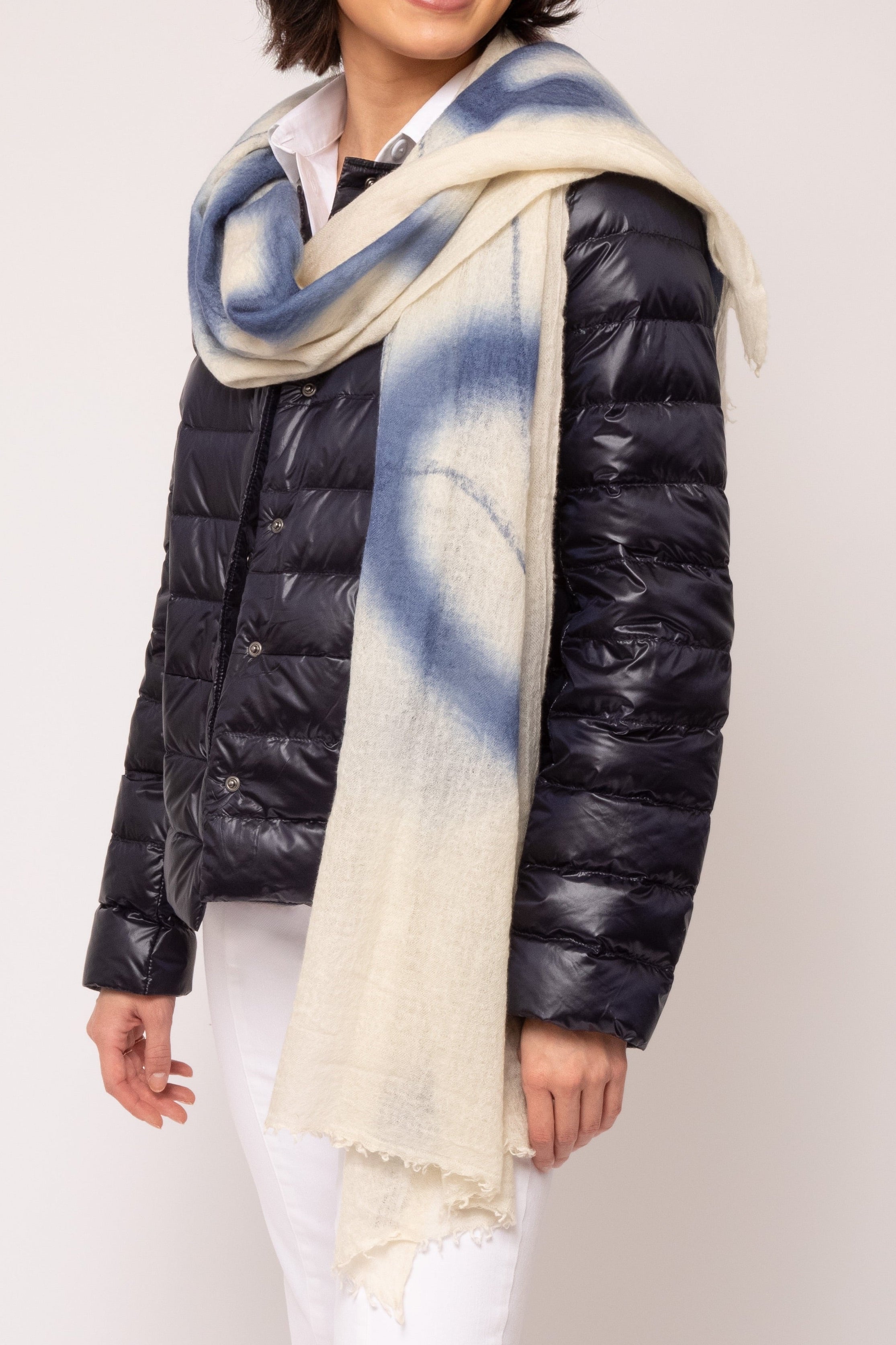 SCARABOCCHIO BLU SCARF IN HAND DYED CASHMERE - Jarbo