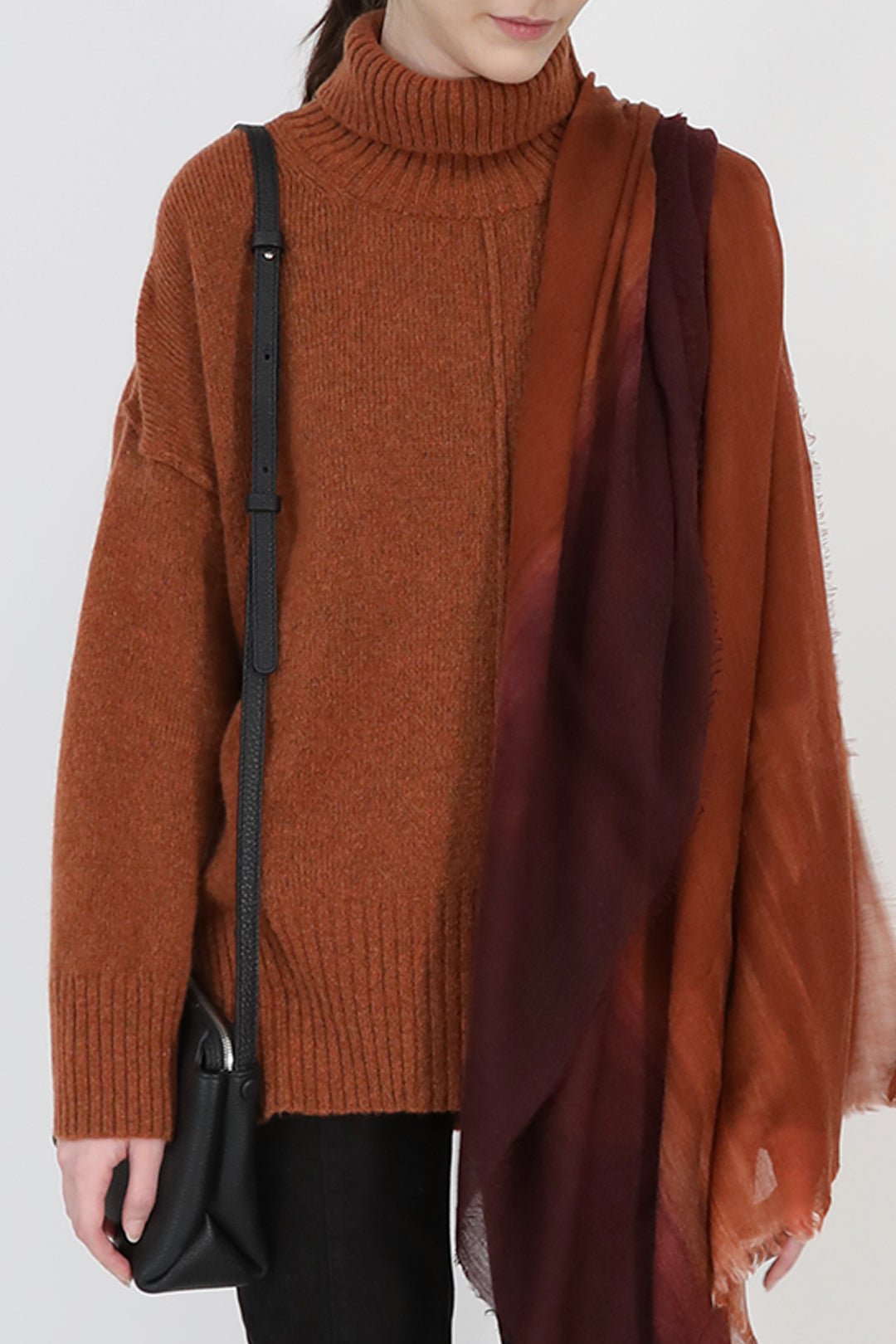 SHELBY FOLDED HIGH NECK IN ITALIAN LOFTY MERINO CASHMERE YARN - Jarbo