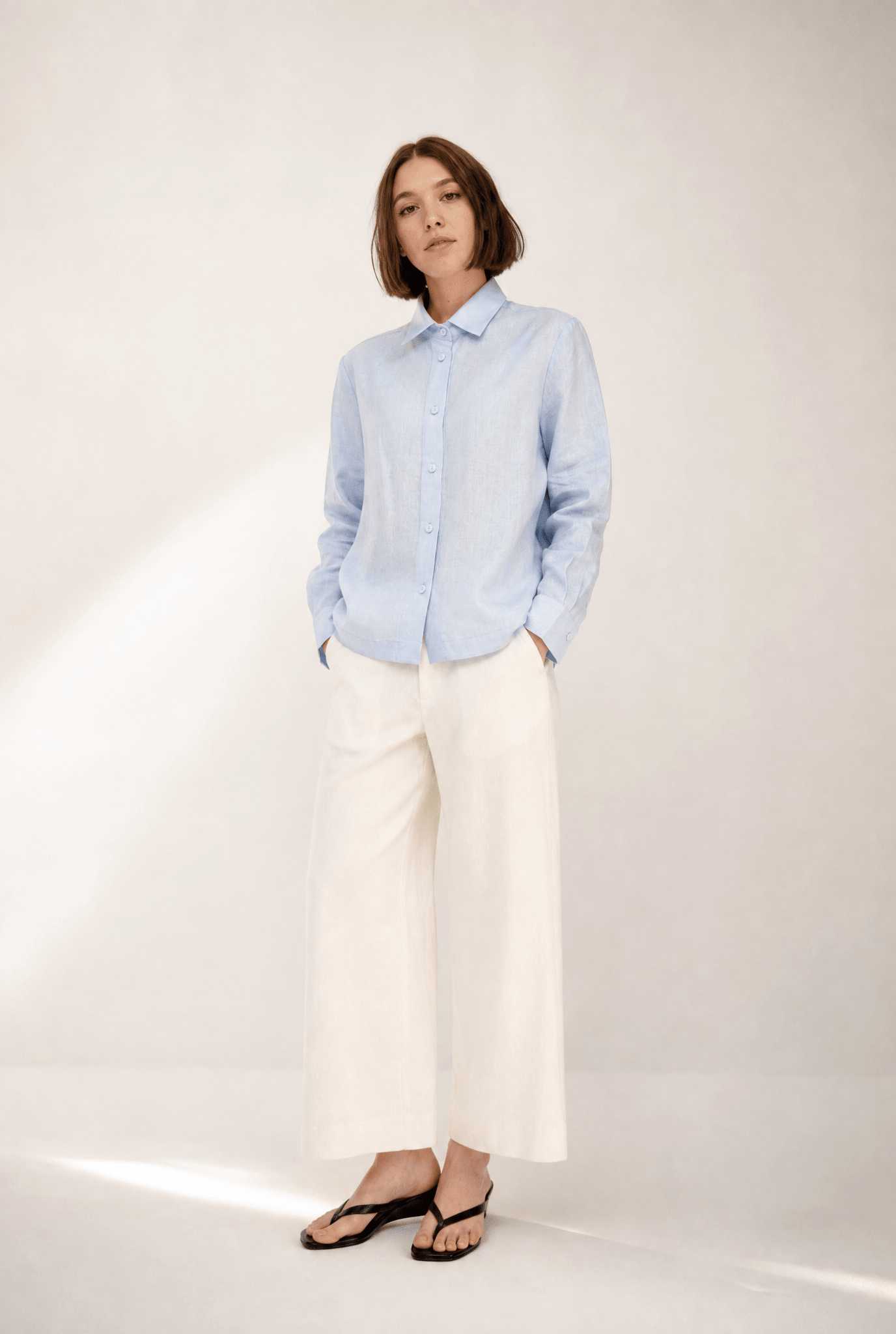 SIGNE BACK PLEATED SHIRT IN ITALIAN LINEN - Jarbo