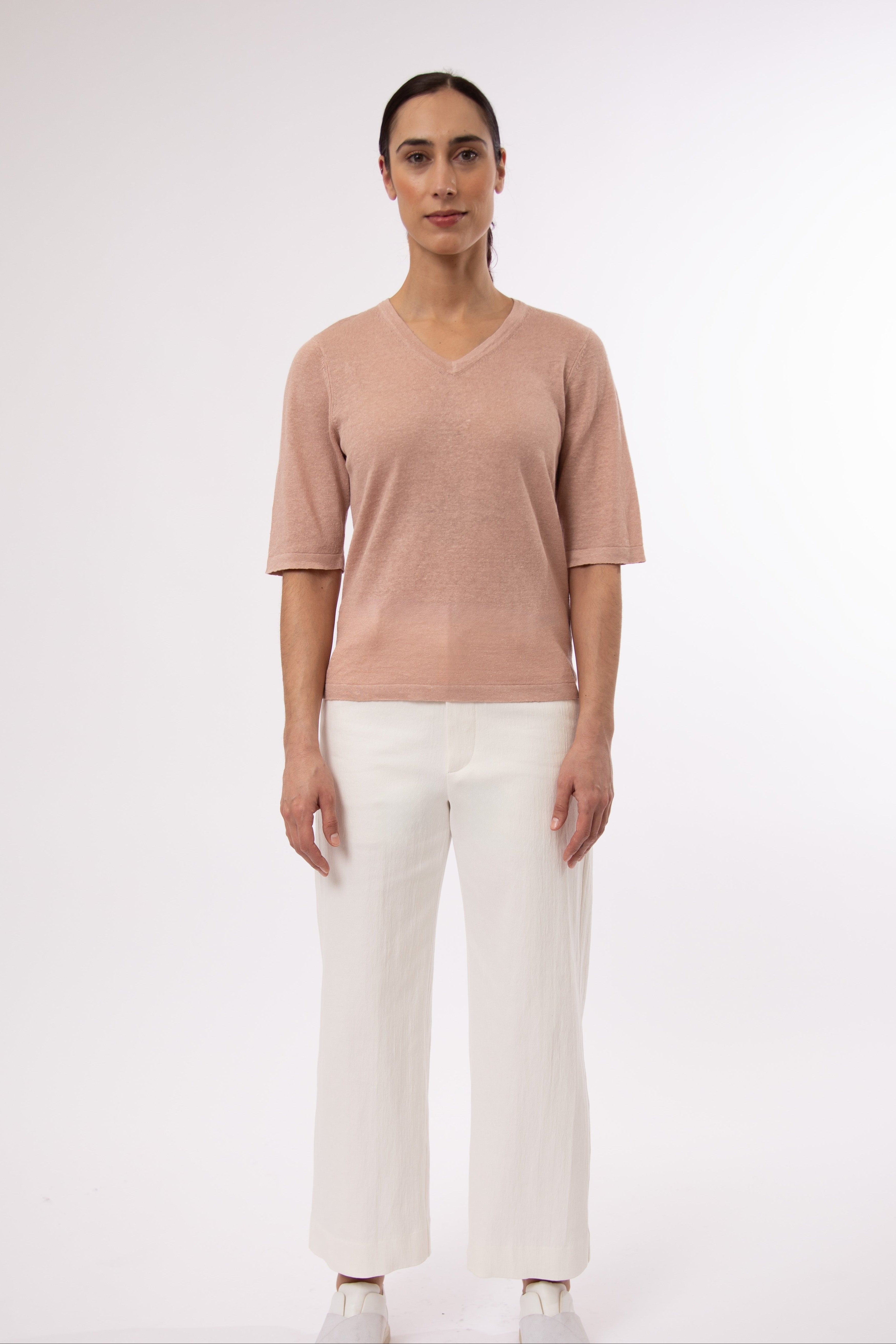 VERO V-NECK IN FINE GAUGE ITALIAN LINEN KNIT - Jarbo