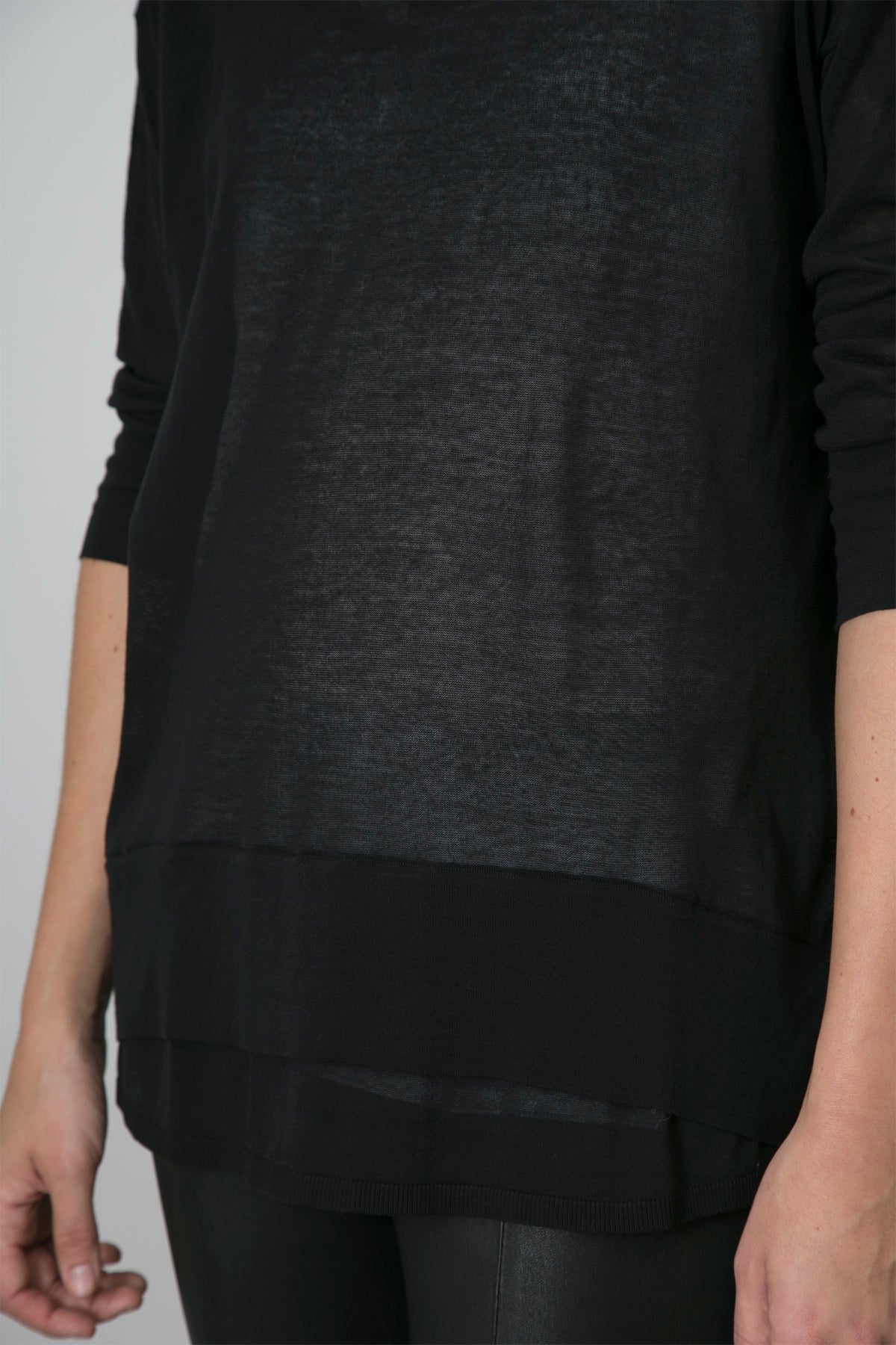 3/4 SLEEVE CREW NECK TOP - Jarbo