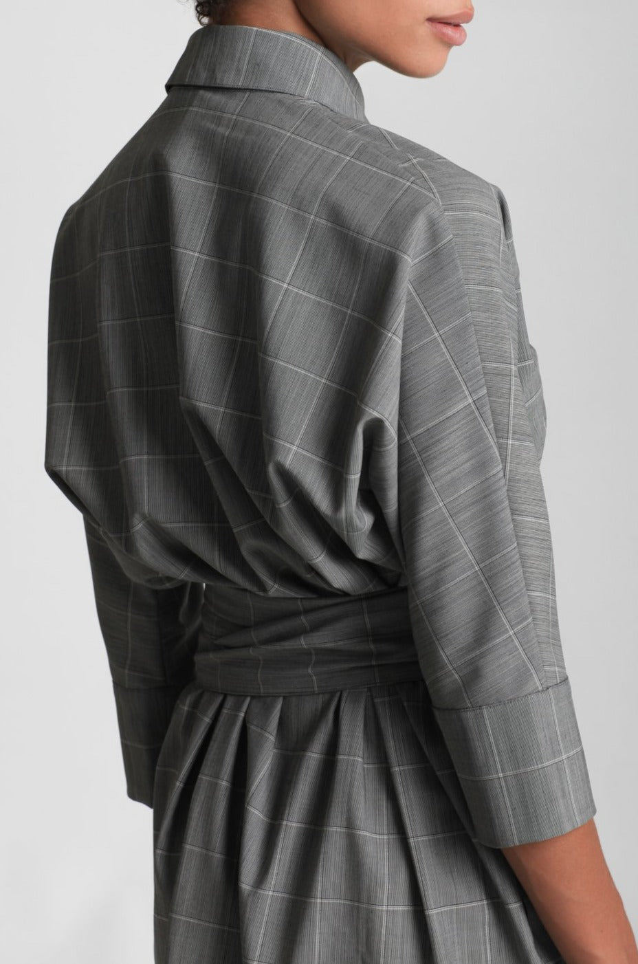 ALEXA DOLMAN SLEEVE DRESS IN ITALIAN FINE TROPICAL WOOL - Jarbo