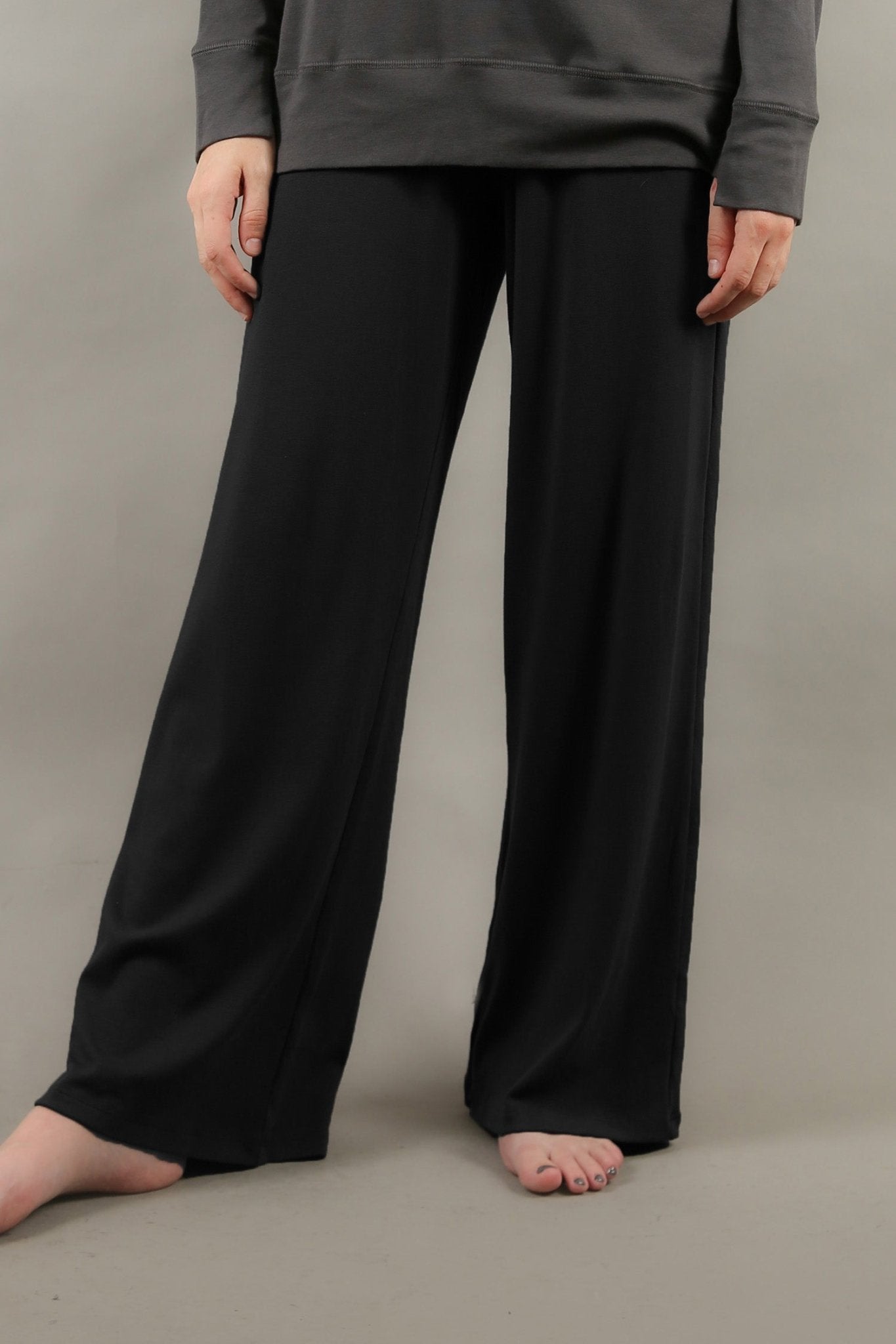 ANKLE LOUNGE PANT IN PIMA COTTON IN BLACK - Jarbo