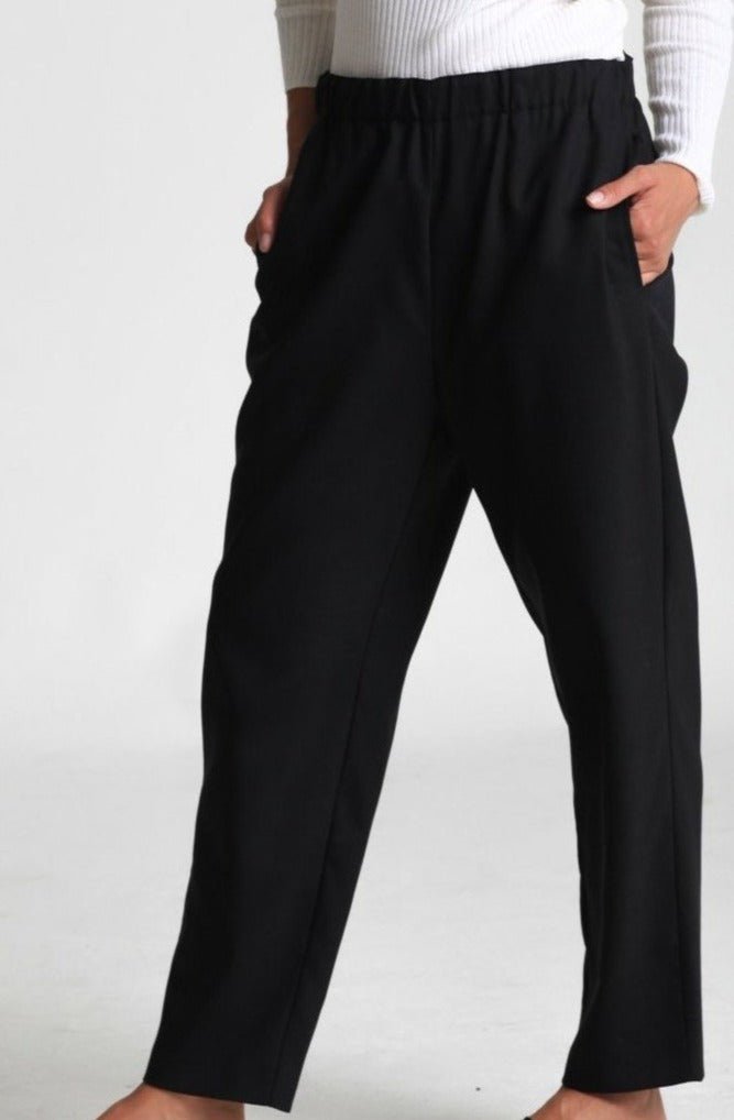 ELLE PULL - ON PANT IN ITALIAN STRETCH WOOL - Jarbo