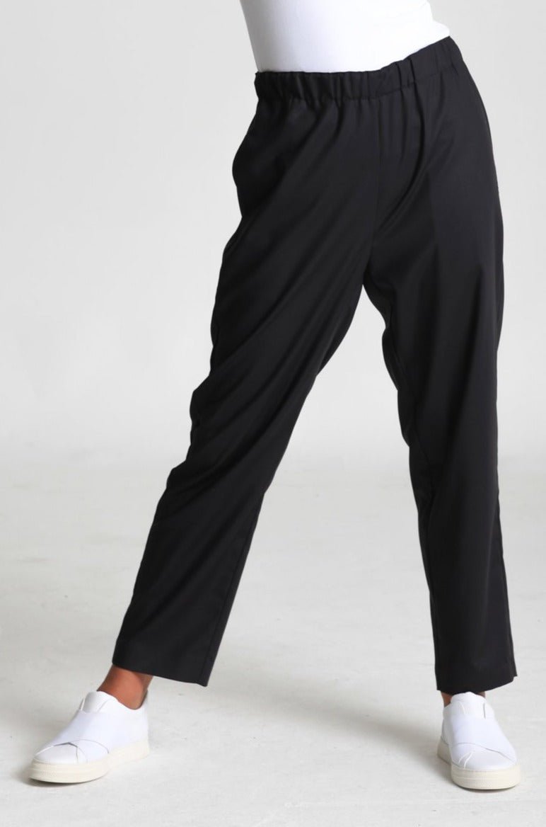 ELLE PULL - ON PANT IN ITALIAN STRETCH WOOL - Jarbo