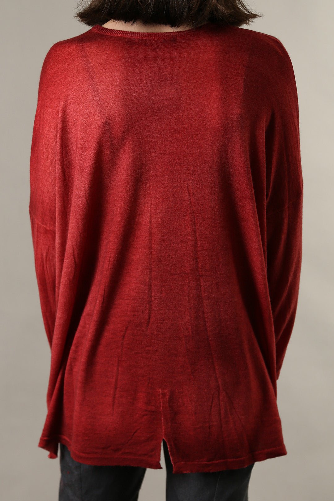 HENRY BOYFRIEND CREW IN HAND-DYED CASHMERE CRIMSON - Jarbo