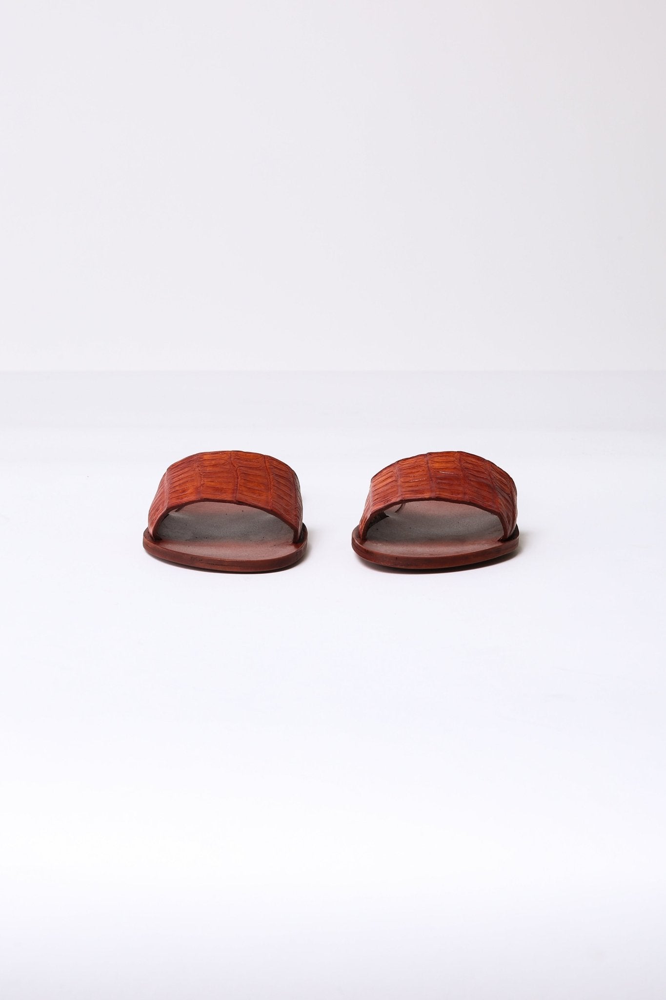 NOVARA SLIDE FLAT SANDAL - Jarbo