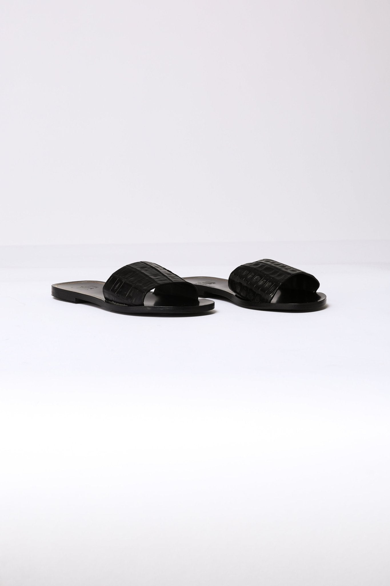 NOVARA SLIDE FLAT SANDAL - Jarbo